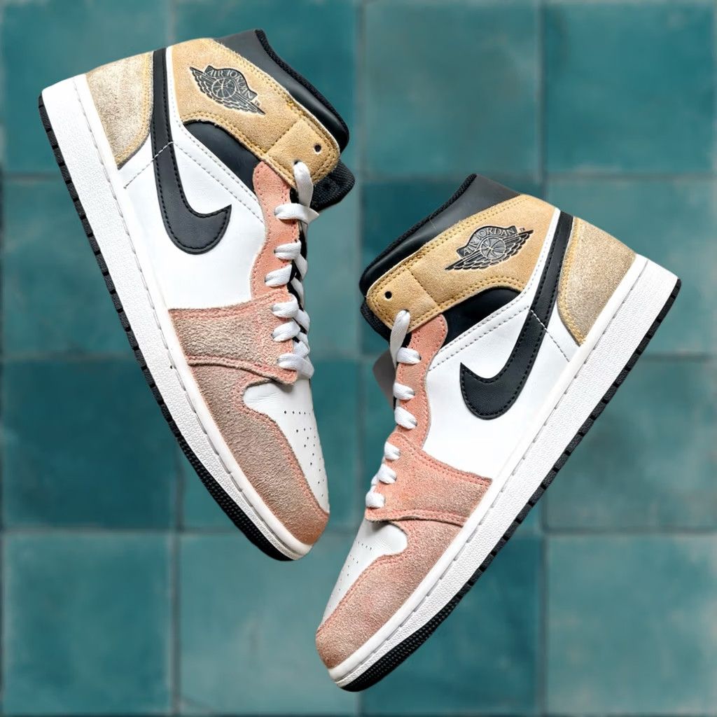 Jordan Brand Size 9 Jordan 1 Mid Se V2 Sample Tagged HJ4363  display picture 1