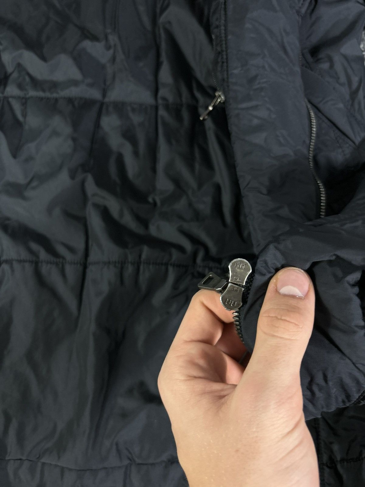 Prada × Vintage Prada Nylon Waterproof Windbreaker Jacket Coat 00s Size M / US 6-8 / IT 42-44 - 15 Thumbnail
