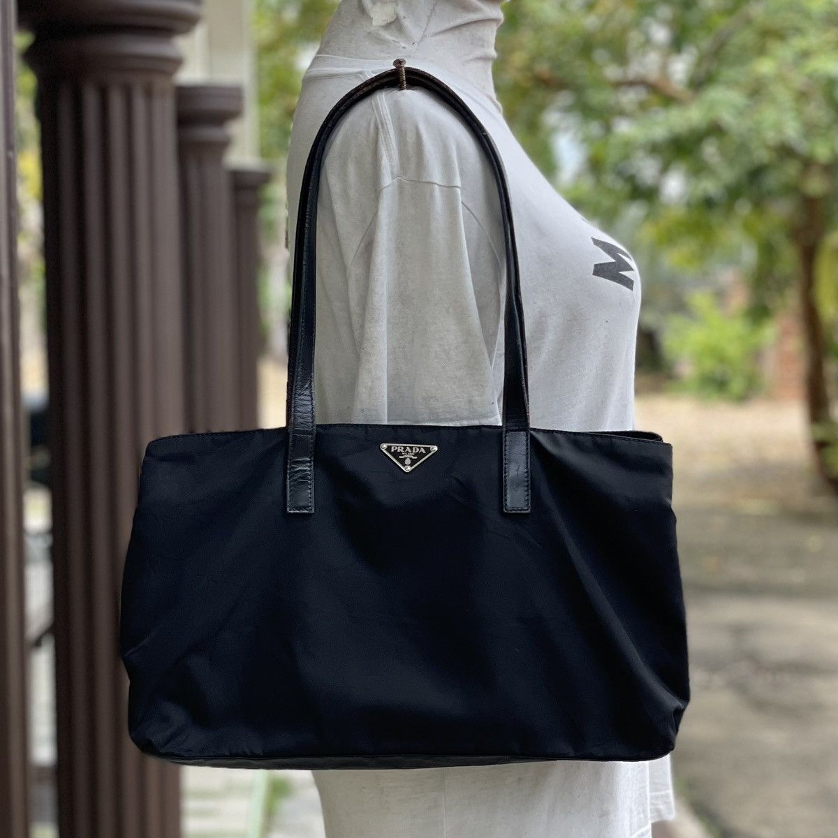 Prada Prada Black Nylon Tote Size ONE SIZE - 17 Thumbnail