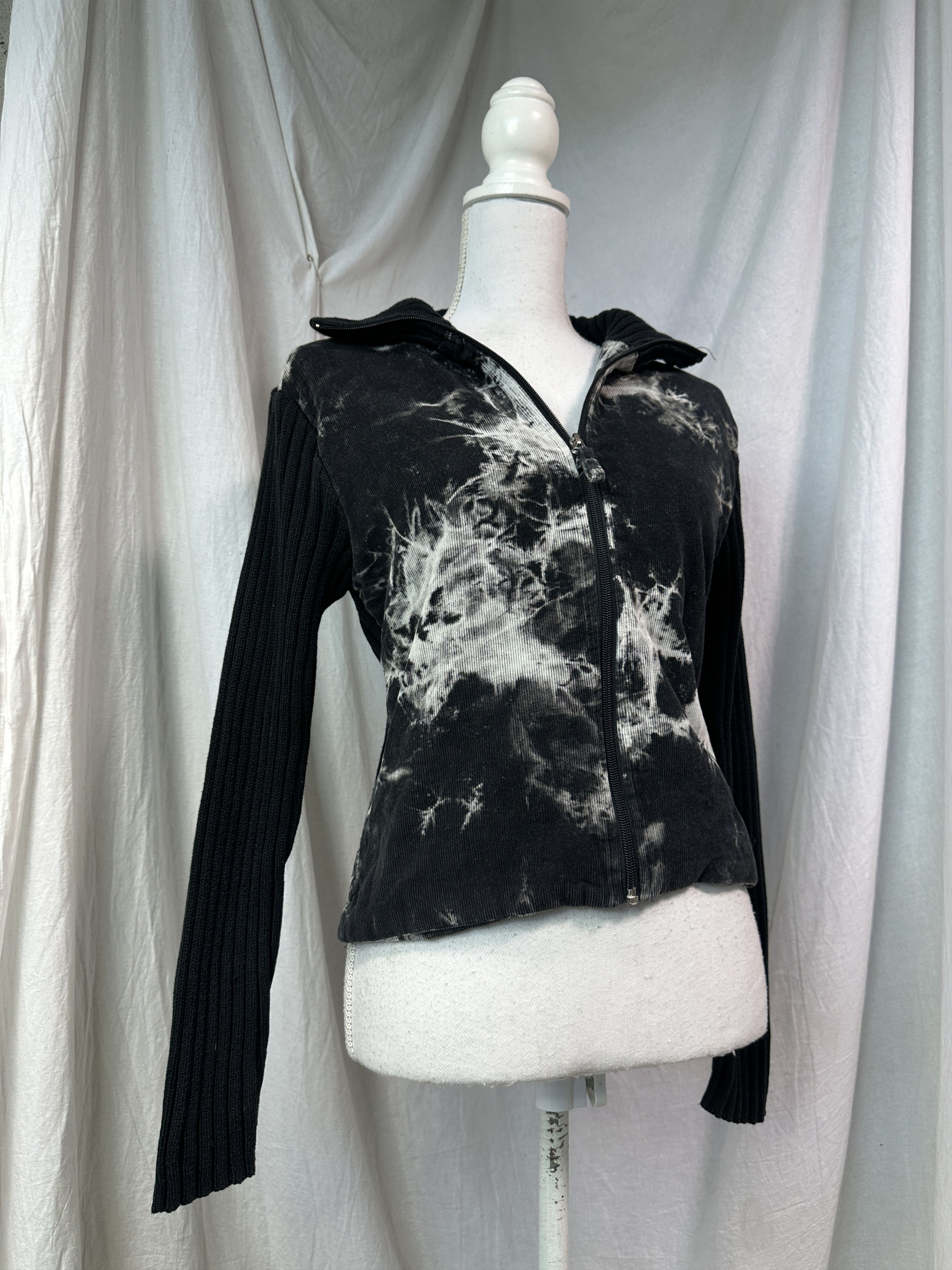 Vintage Vintage Acid Bleach Ribbed Turtle Neck Zip Sweater 00s Size US M / EU 48-50 / 2 - 6 Thumbnail