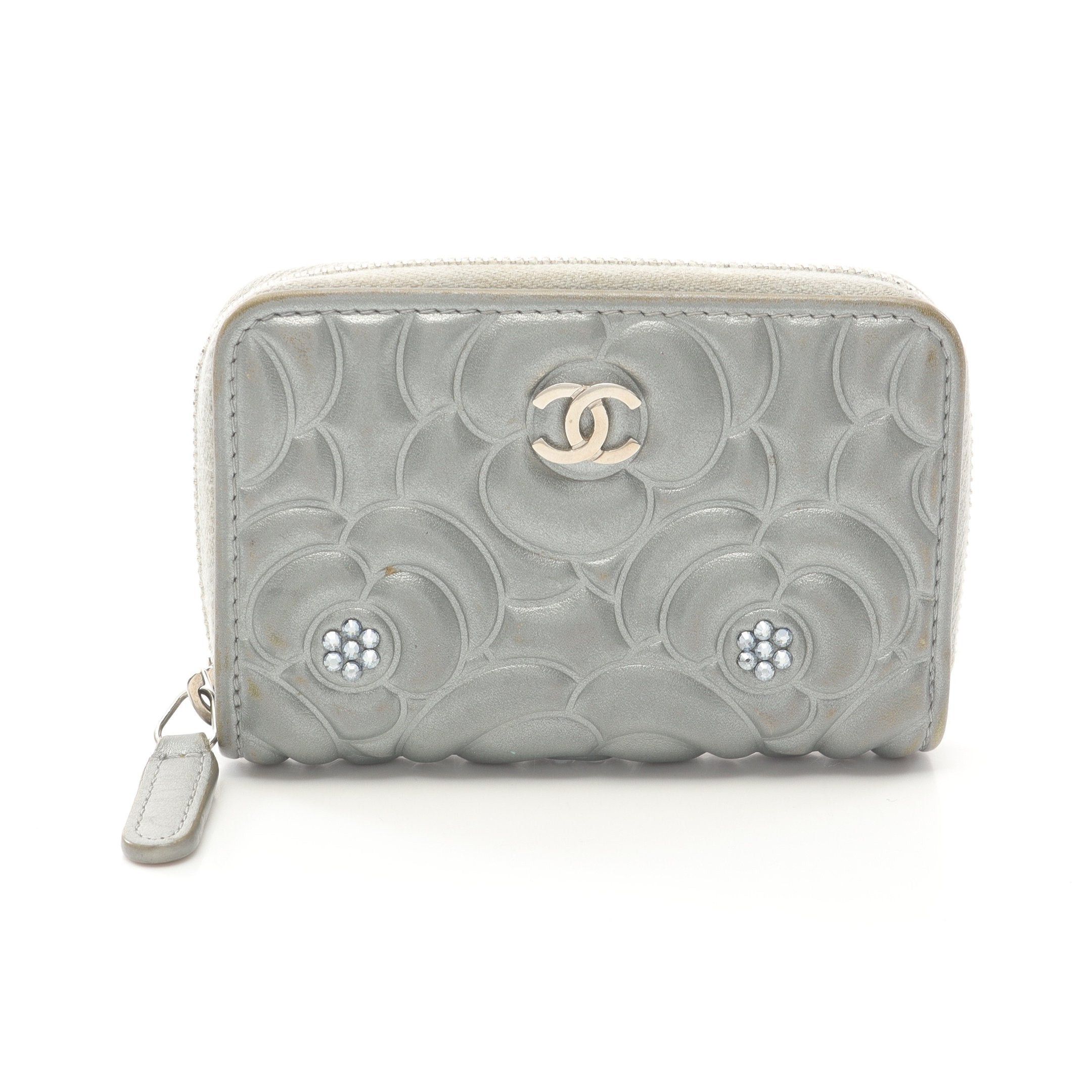 Chanel Camellia Coin Purse Lambskin Gray Silver Hardware in Grey, Women's