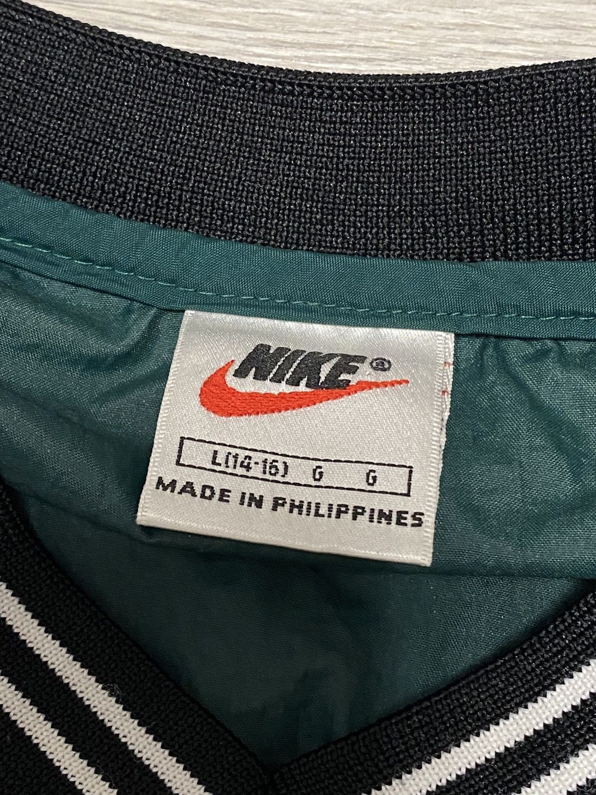 Nike NIKE NYLON VINTAGE SWOOSH LOGO Size US L / EU 52-54 / 3 - 4 Thumbnail