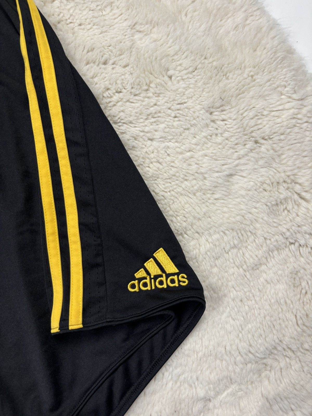 Adidas Adidas FC Sunderland 17/18 Soccer Shorts Rare England Size US 36 / EU 52 - 3 Thumbnail