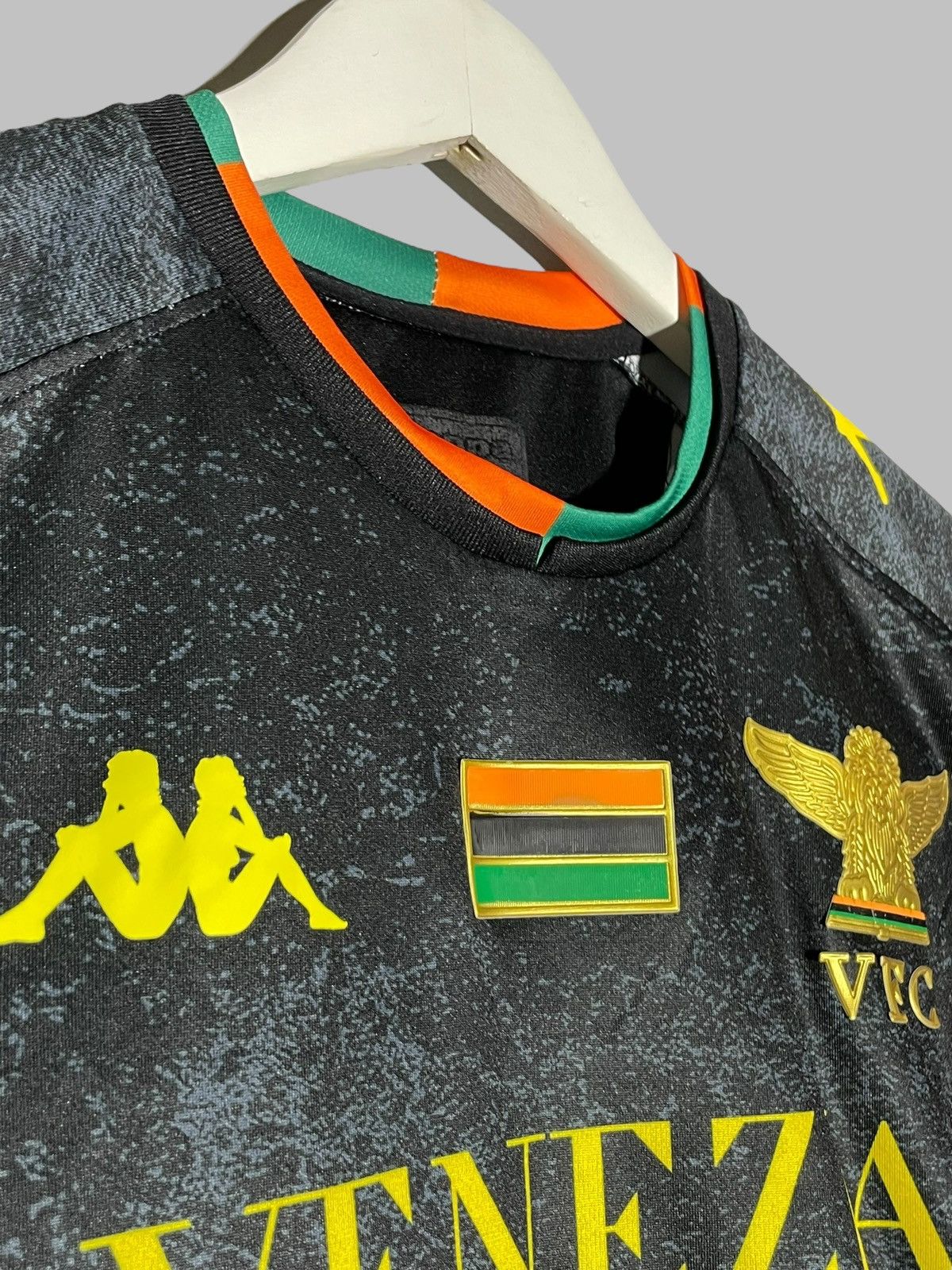 Kappa Venezia FC Kappa 2021/22 Home Football Shirt Soccer Jersey Size US XL / EU 56 / 4 - 6 Thumbnail