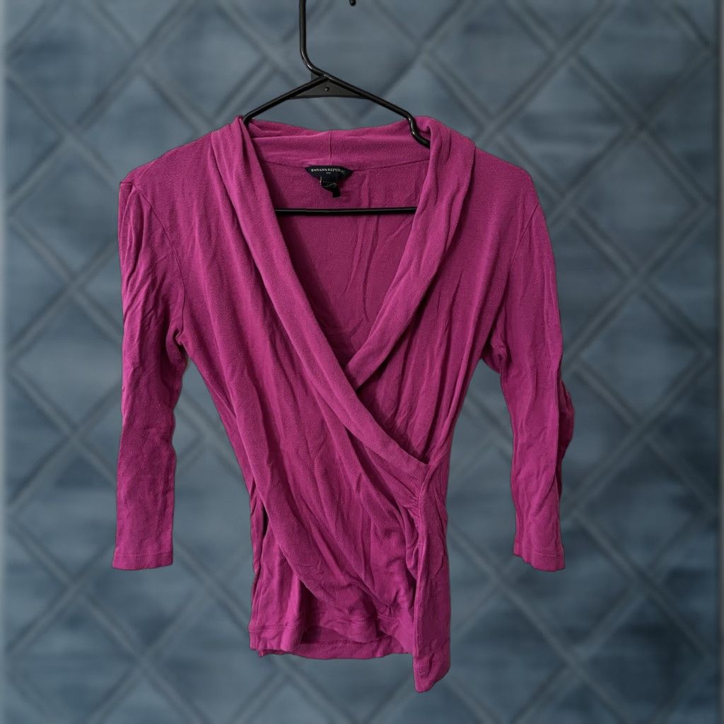Banana Republic Banana Republic XS Ladies Blouse 3/4 Sleeve Purple Cross Front Size XS / US 0-2 / IT 36-38 - 1 Thumbnail