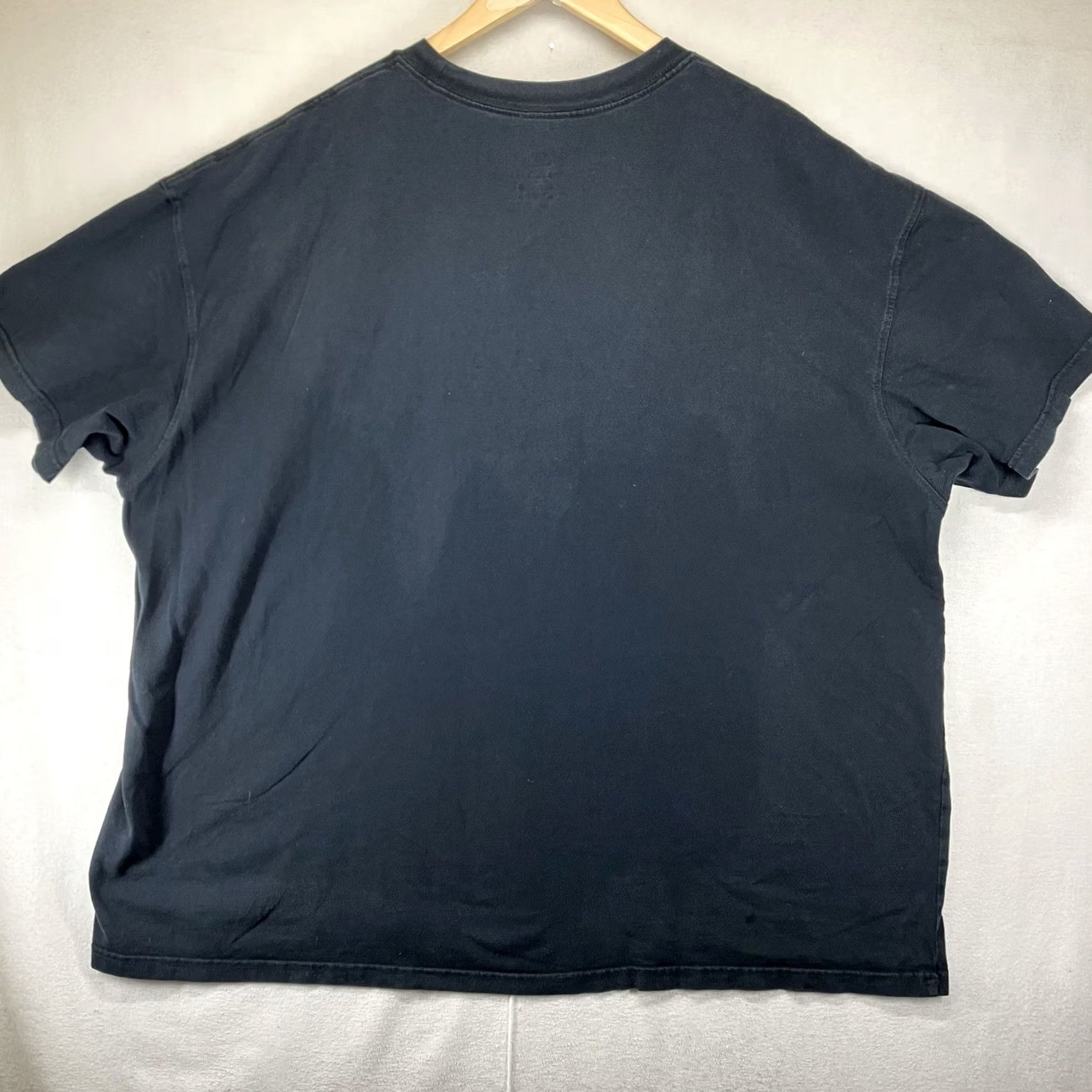 Nike Nike Cupid Loose Fit T Shirt 2XL Black Cotton Crew Short Sleeve Logo Graphic Print Retro Swoosh Mens Size US XXL / EU 58 / 5 - 2 Thumbnail
