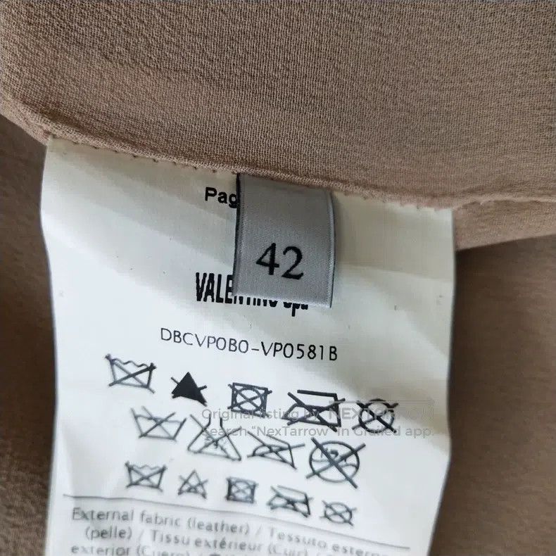 Valentino Valentino Sheepskin solid crew neck dress Size S / US 4 / IT 40 - 6 Thumbnail