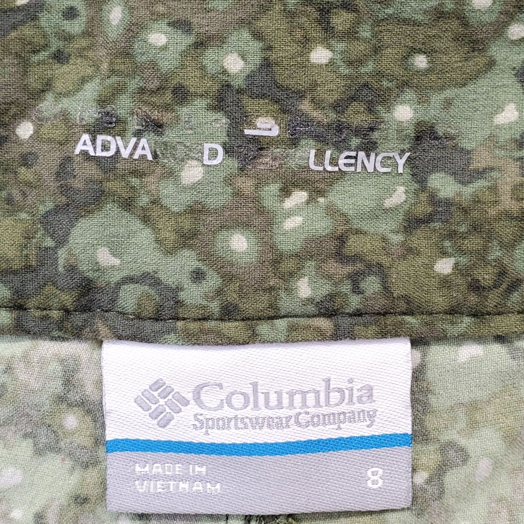Vintage Columbia Shorts Womens 8 Multi Hiking Utility Stretch Comfort High Waisted) Size 30" / US 8 / IT 44 - 6 Thumbnail