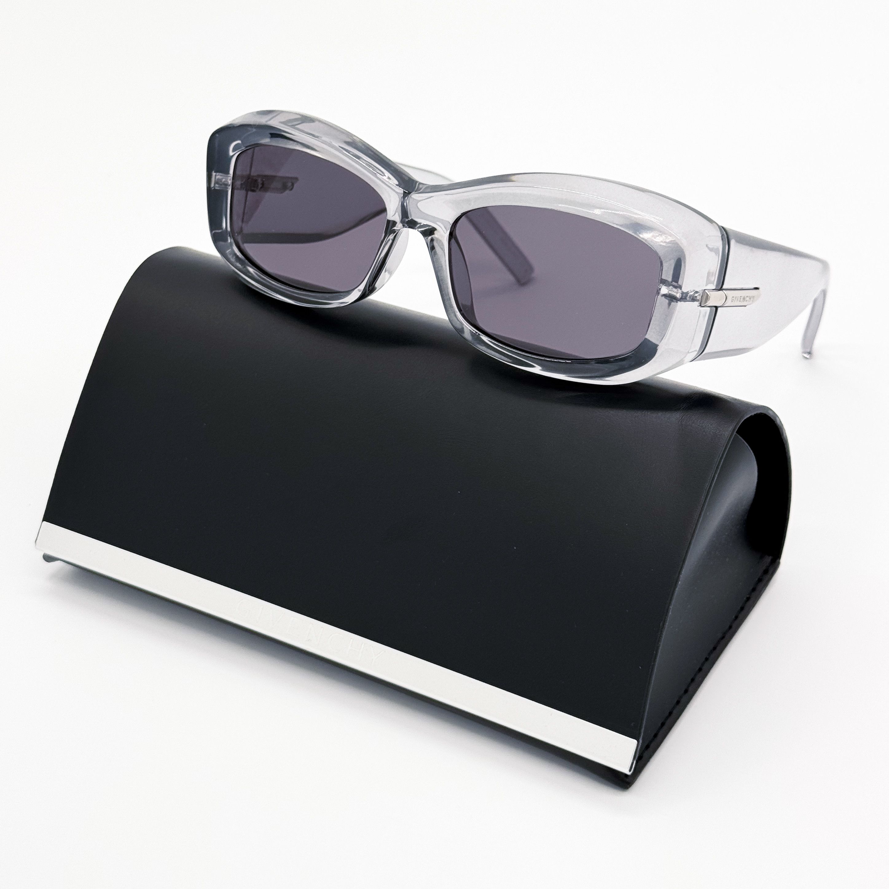 Givenchy NEW GIVENCHY SUNGLASSES GIVENCHY GV40044U 20A Size ONE SIZE - 1 Thumbnail