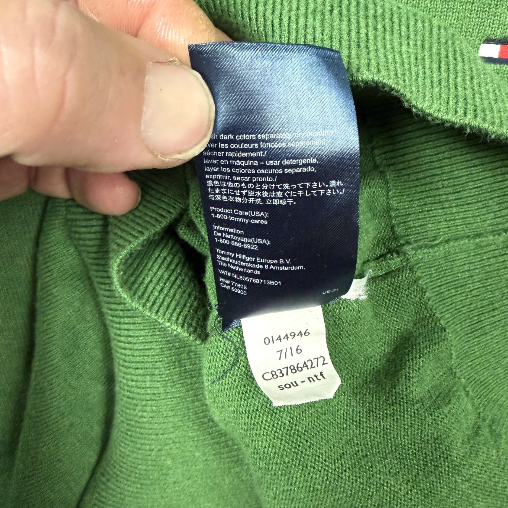 Tommy Hilfiger Tommy Hilfiger Sweater Men L Green Knit Solid V-Neck 100% Cotton Embroidered Logo Polo Pullover Classic Modern Size US L / EU 52-54 / 3 - 6 Thumbnail