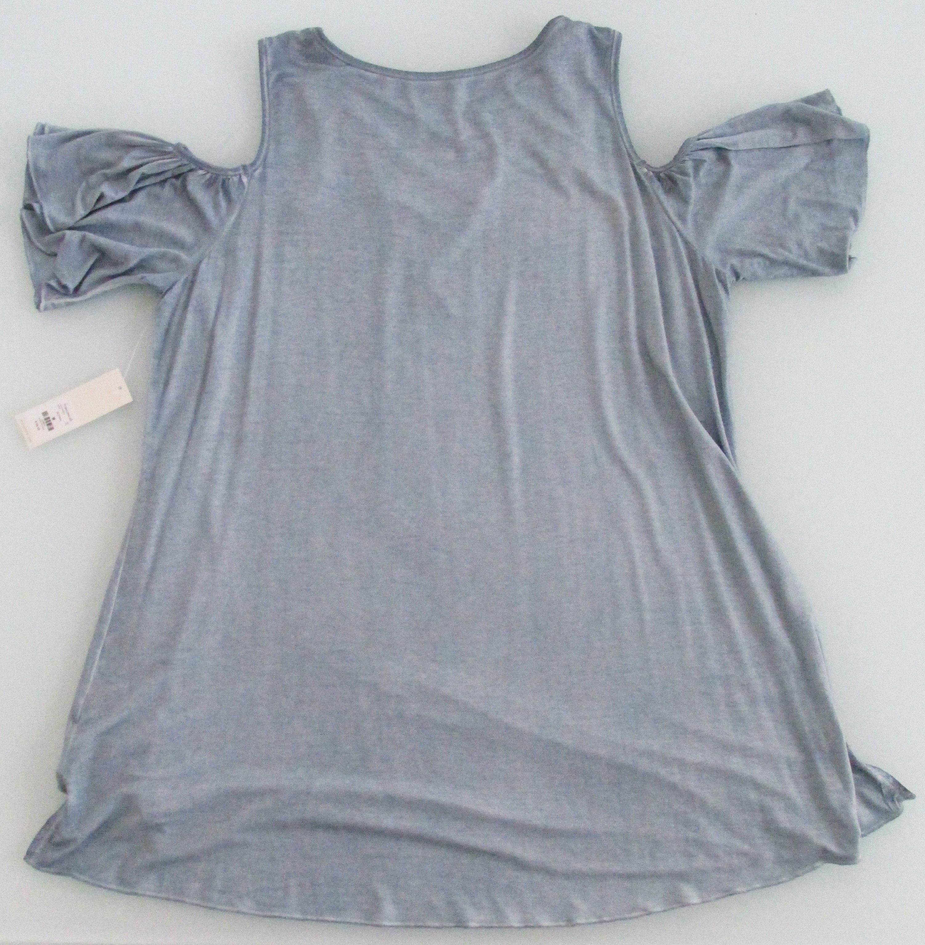 Other Francesca's (NWT) Cold Shoulder Knit Top Size Medium Size M / US 6-8 / IT 42-44 - 5 Thumbnail