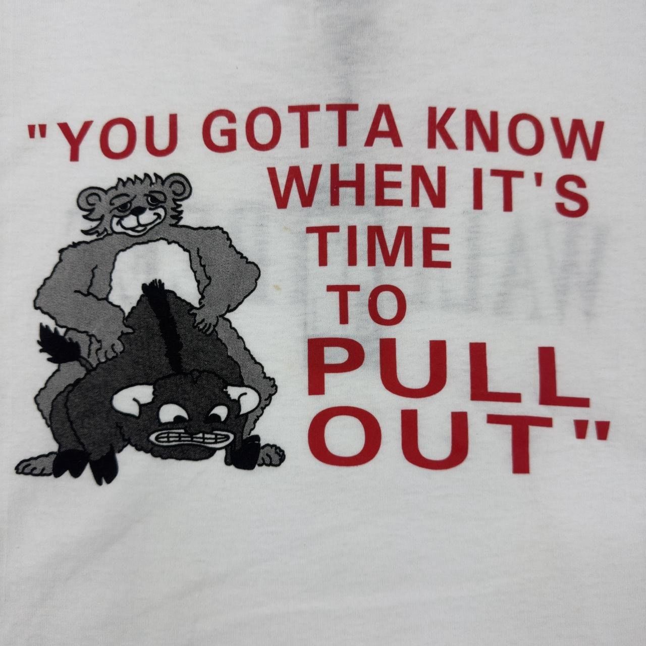 Fruit Of The Loom 90’s Wall Street Pull Out Tee (XL) Size US XL / EU 56 / 4 - 4 Thumbnail