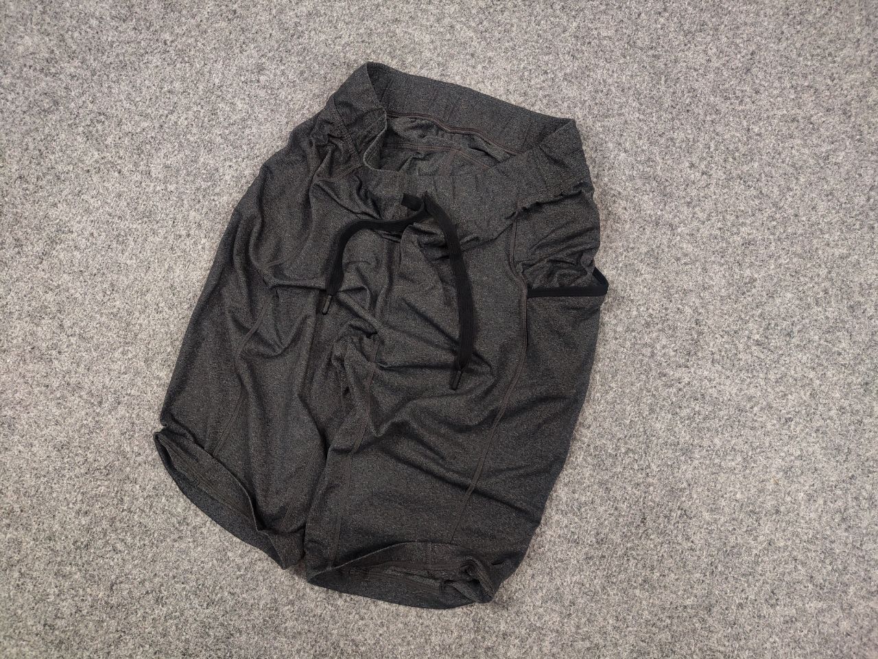 Lululemon lululemon Gray elastic sports Pocket Shorts Size US 30 / EU 46 - 3 Thumbnail