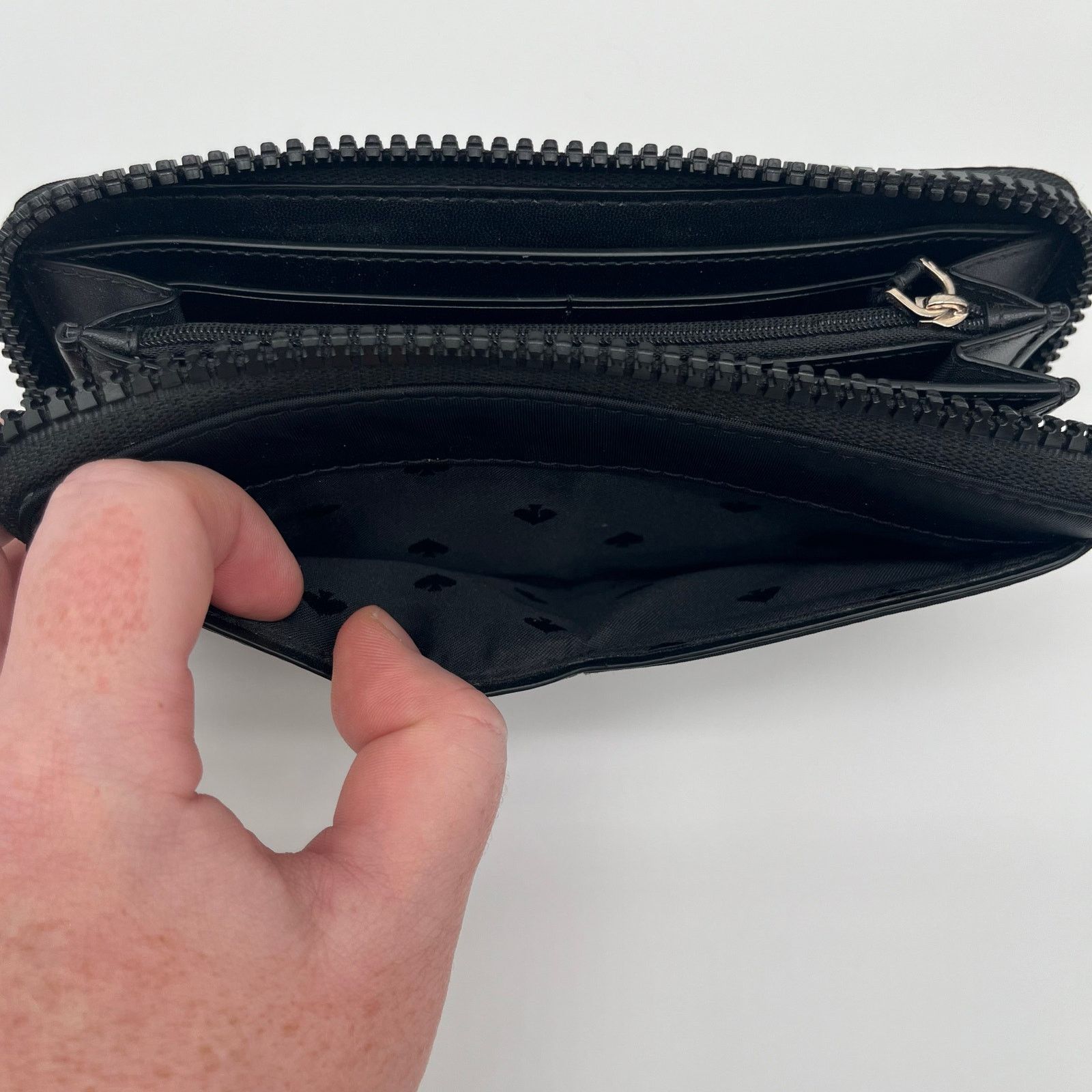 Kate Spade KATE SPADE NWOT Nylon Zip-Around Long Wallet, RETAILS $198 Size ONE SIZE - 7 Thumbnail