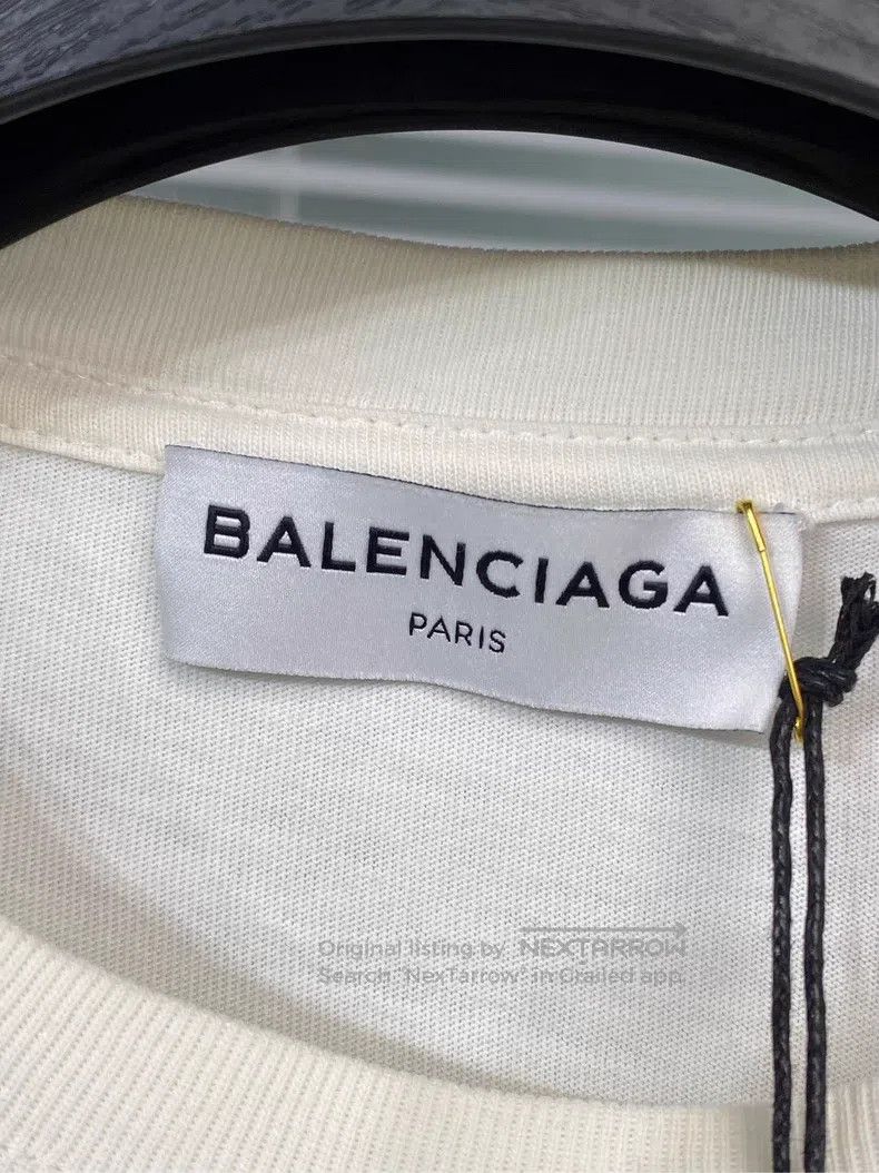 Balenciaga Balenciaga White Short Sleeve T-Shirt with Double B Letter Size US XS / EU 42 / 0 - 5 Thumbnail
