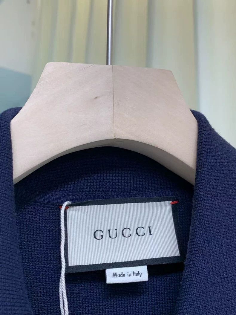Gucci Gucci Gold edge logo button knitted jacket 2501-Nextarrow Size US L / EU 52-54 / 3 - 5 Thumbnail