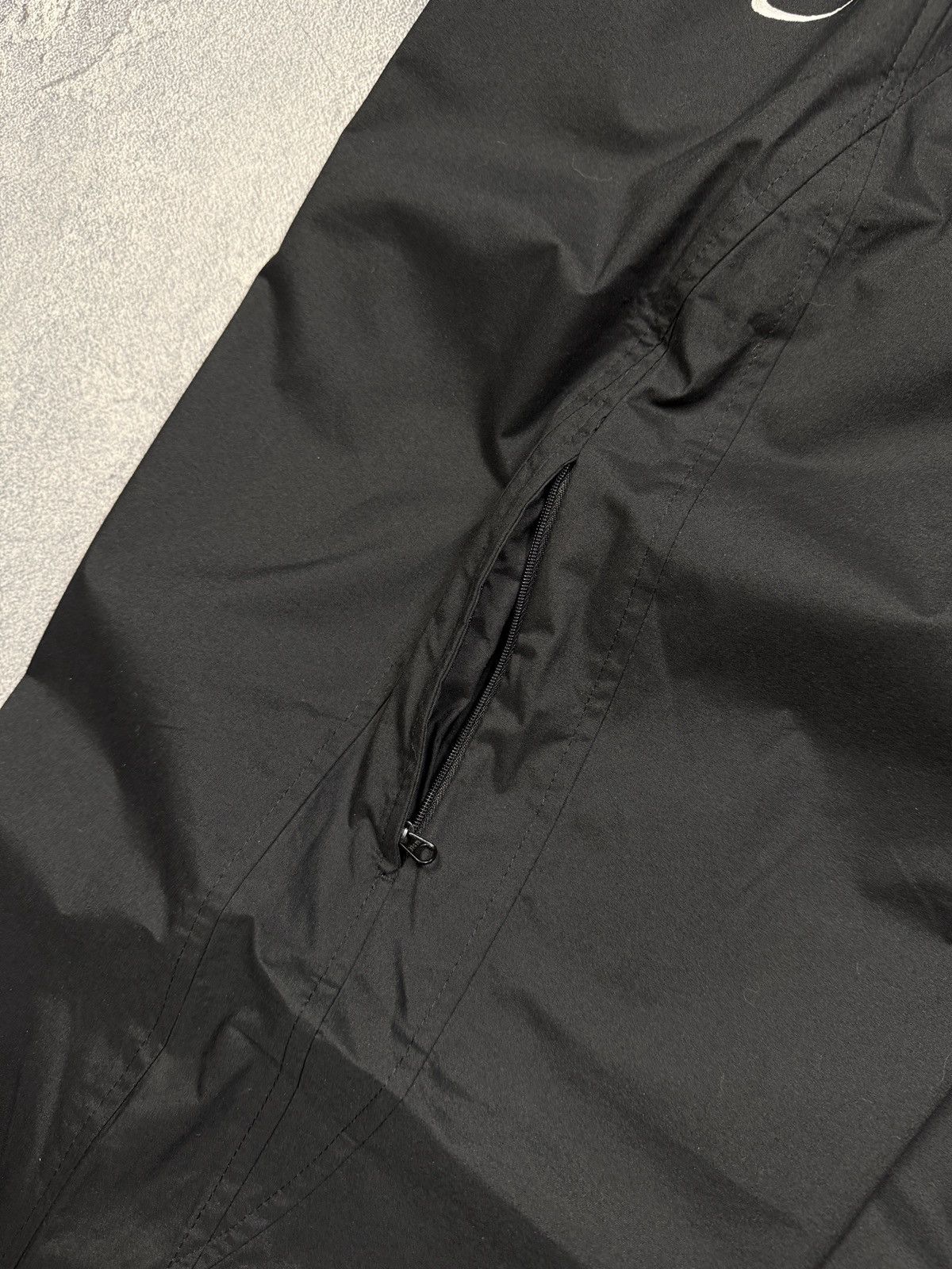Nike Nike Vintage Track Pants Sweatpants Size US 38 / EU 54 - 10 Thumbnail