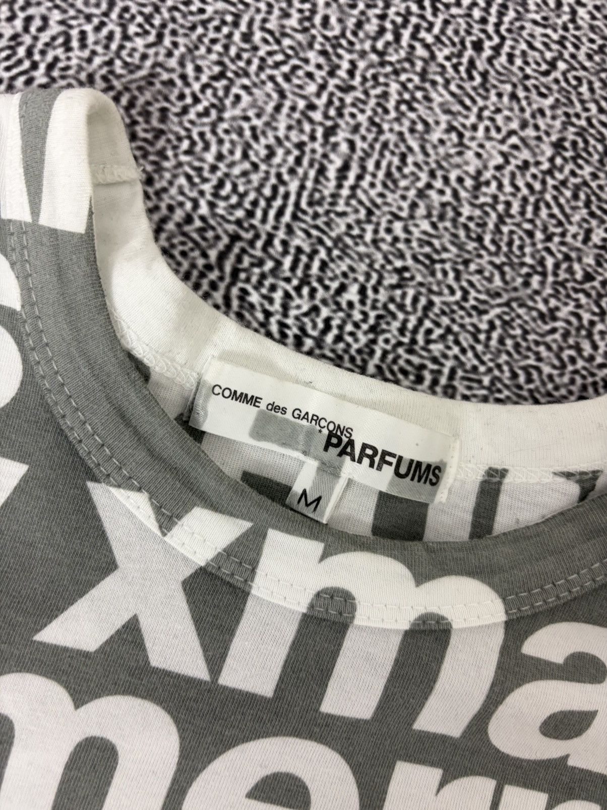 Comme des Garcons Comme des Garcon Fw11 Merry Xmas parfums print Size US M / EU 48-50 / 2 - 4 Thumbnail