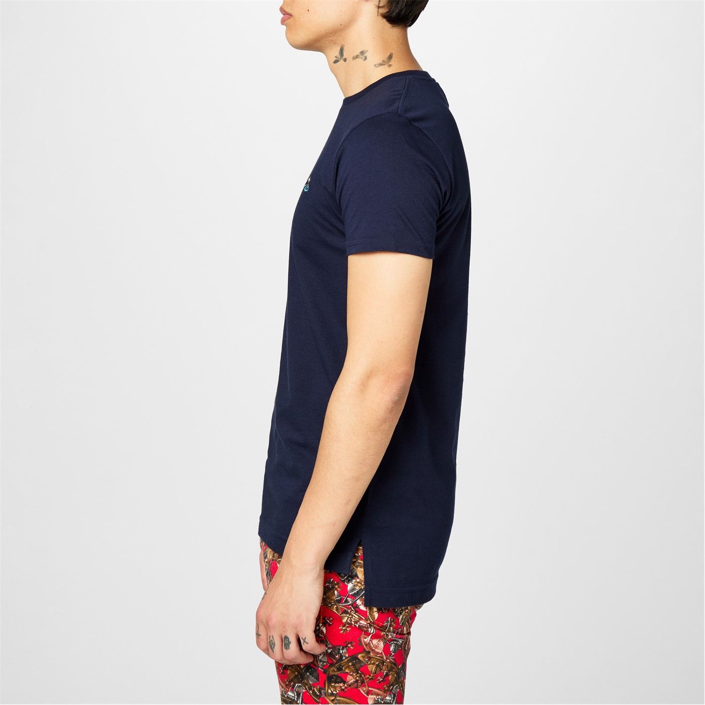 Vivienne Westwood o1g2r1mq0526 Classic Orb T-Shirt in Navy Size US XS / EU 42 / 0 - 3 Thumbnail