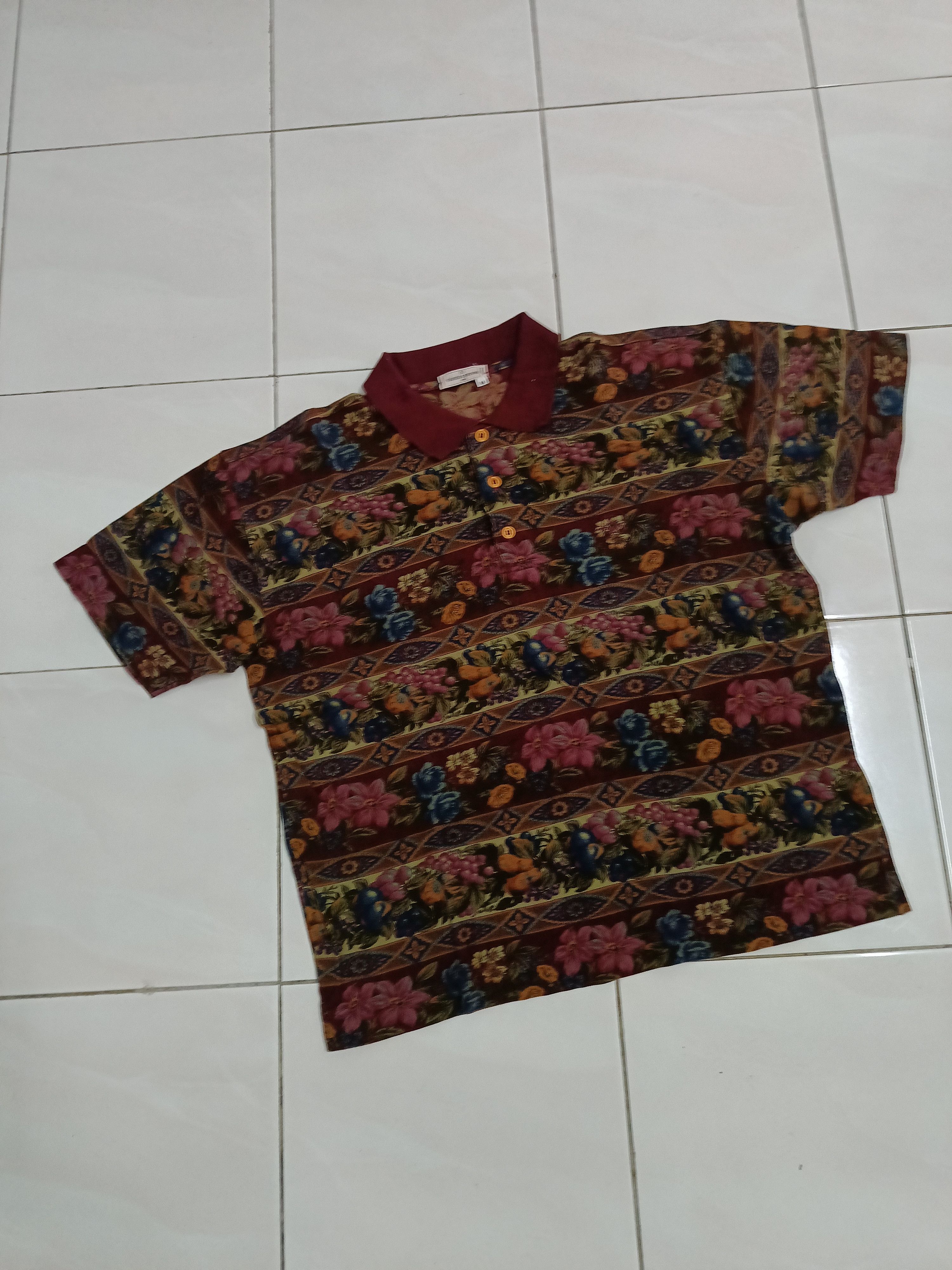 Valentino Vtg Valentino Garavani Boxy polo shirt Size US M / EU 48-50 / 2 - 4 Thumbnail
