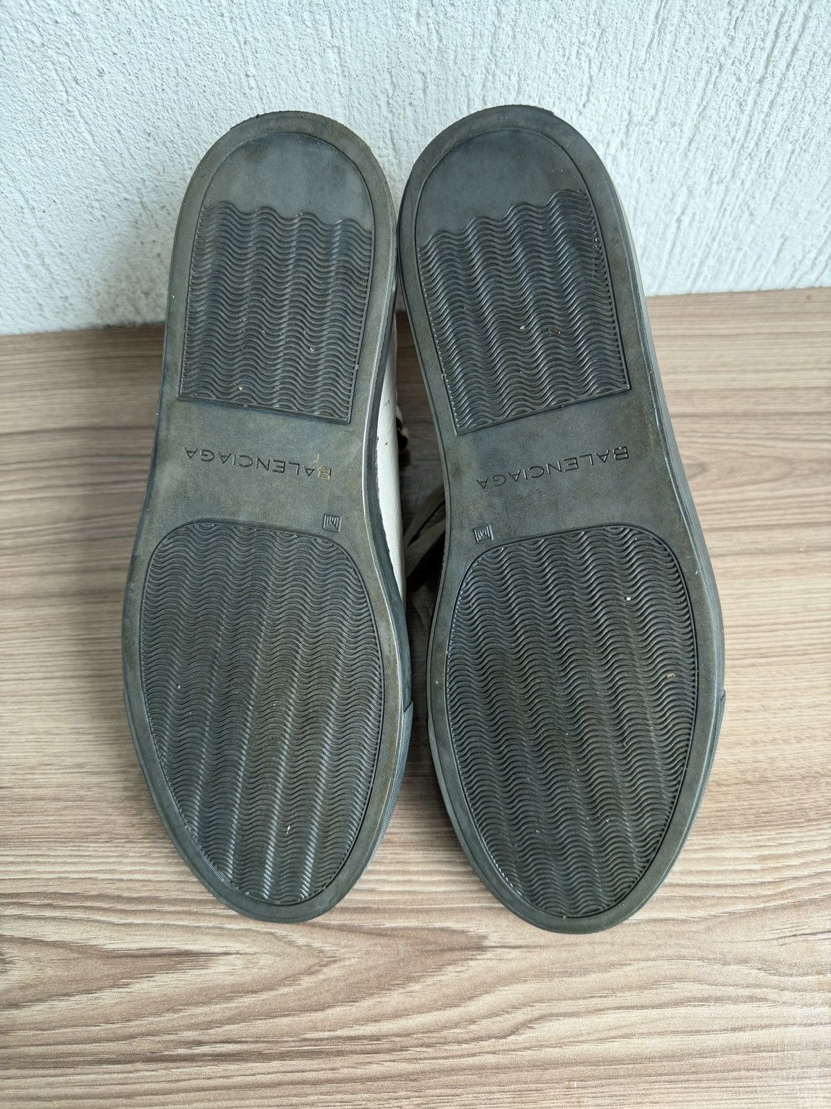 Balenciaga vintage Arena leather trainer Size US 8 / EU 41 - 20 Thumbnail
