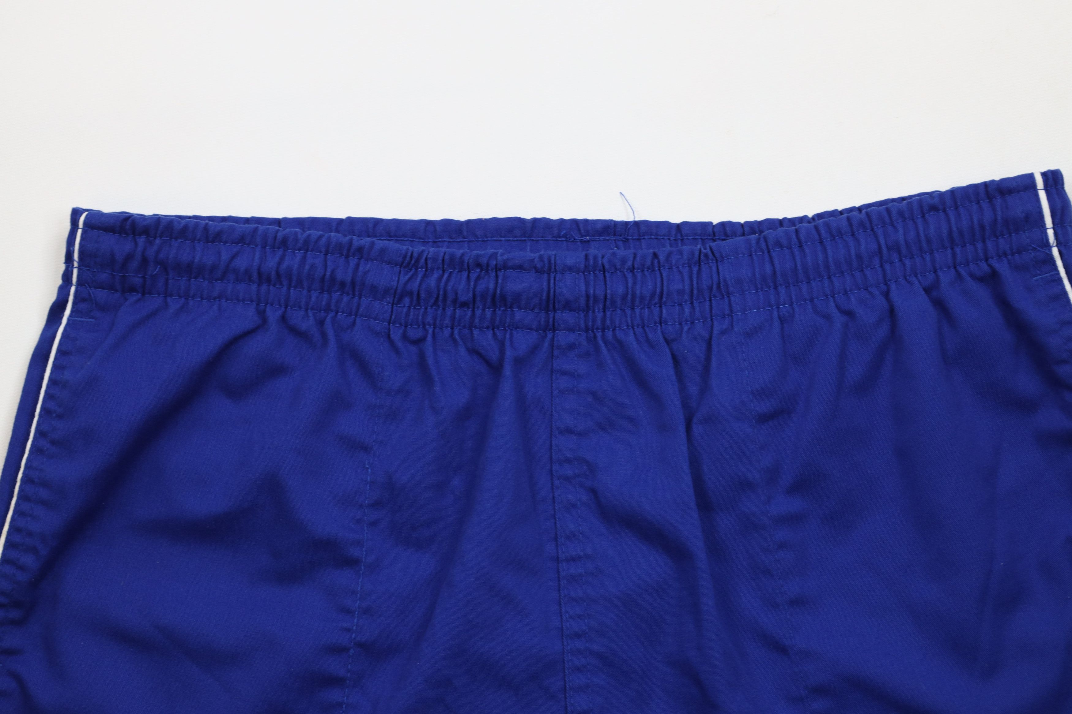 Vintage Vintage 90s Streetwear Above Knee Running Short Shorts Size US 34 / EU 50 - 2 Thumbnail