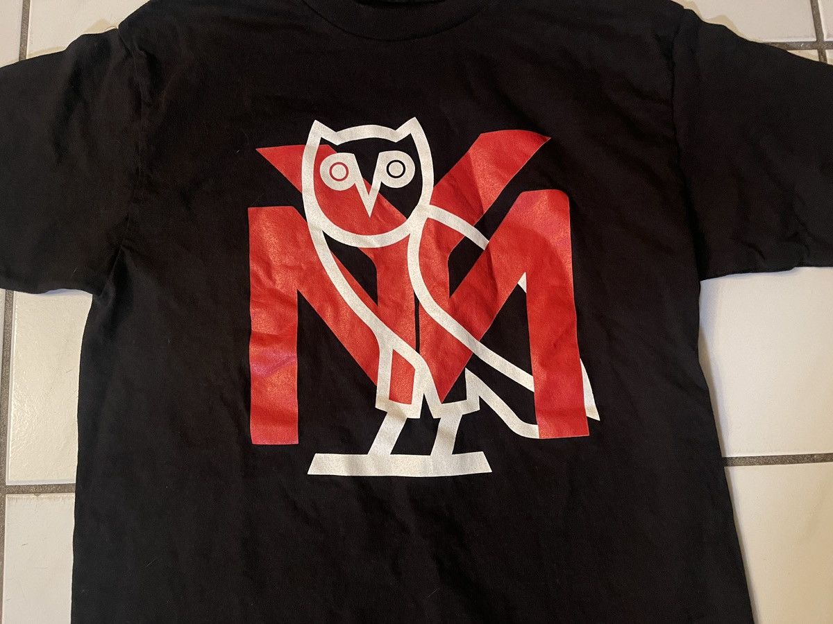 October's Very Own Lil Wayne x Drake Young Money x OVO Tour Tee Size Medium Size US M / EU 48-50 / 2 - 4 Thumbnail