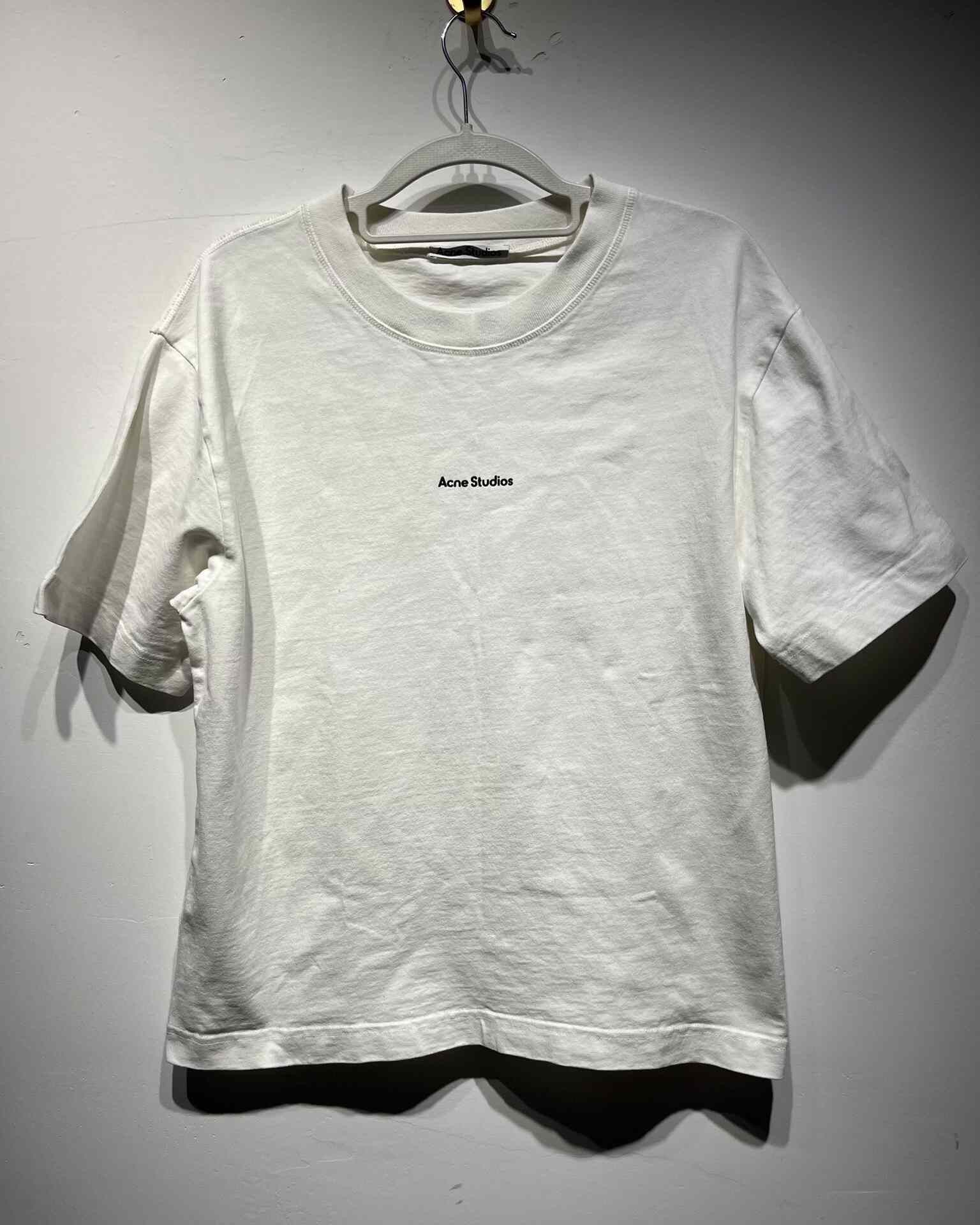 Acne Studios Acne Studios Retro Graphic White T-Shirt S Women Size S / US 4 / IT 40 - 1 Thumbnail