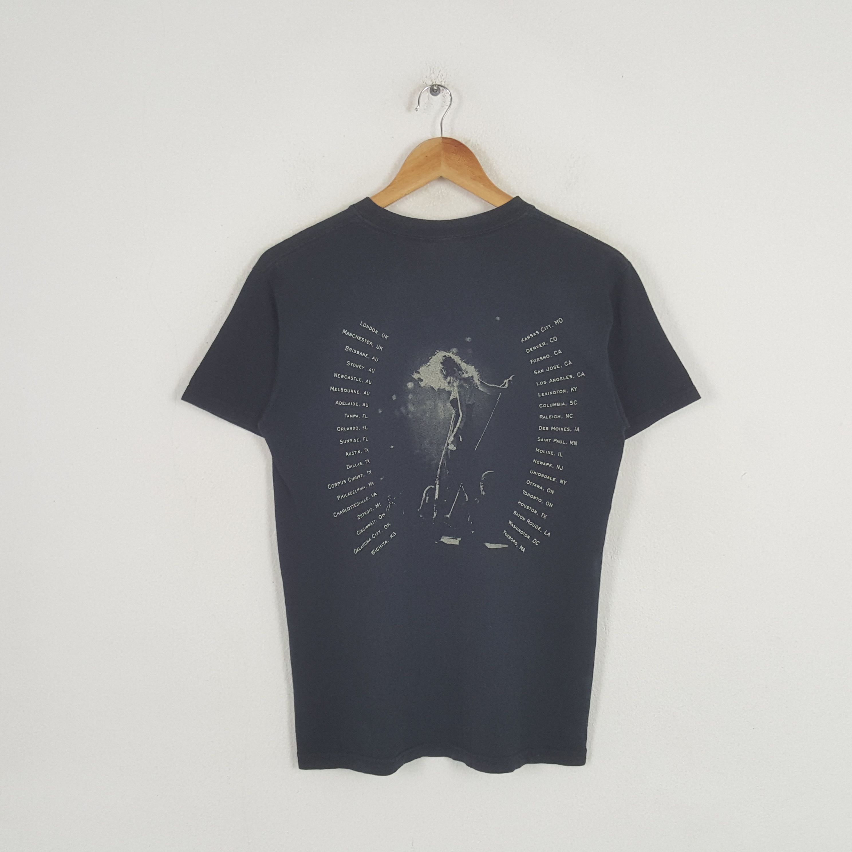 Vintage Vintage Taylor Swift American Solo Singer Tshirt C285N66 Size US S / EU 44-46 / 1 - 3 Thumbnail