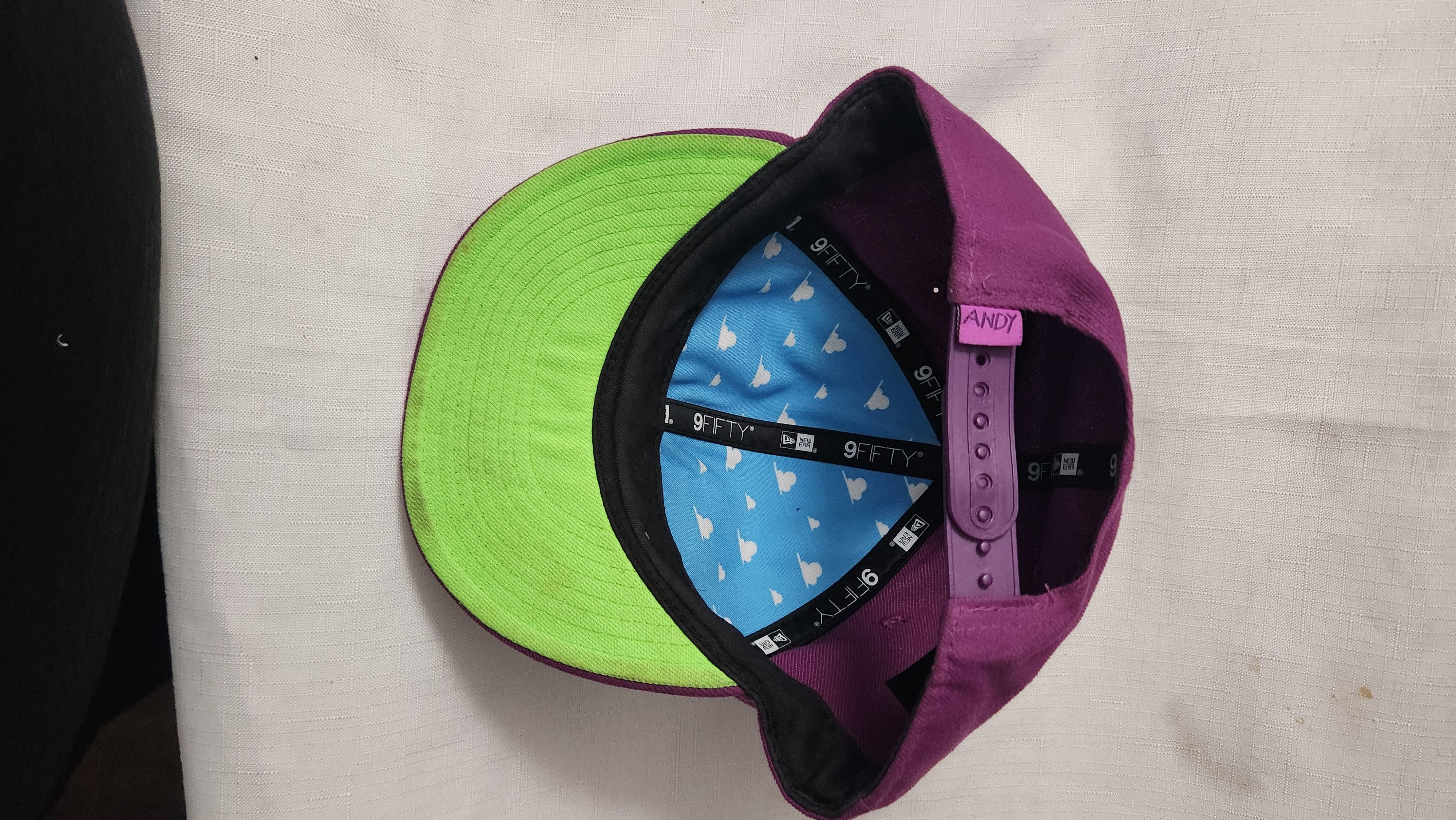 Disney New Era 9fifty Buzz Light Year Purple Hat SNAPBACK Adult Size ONE SIZE - 7 Thumbnail