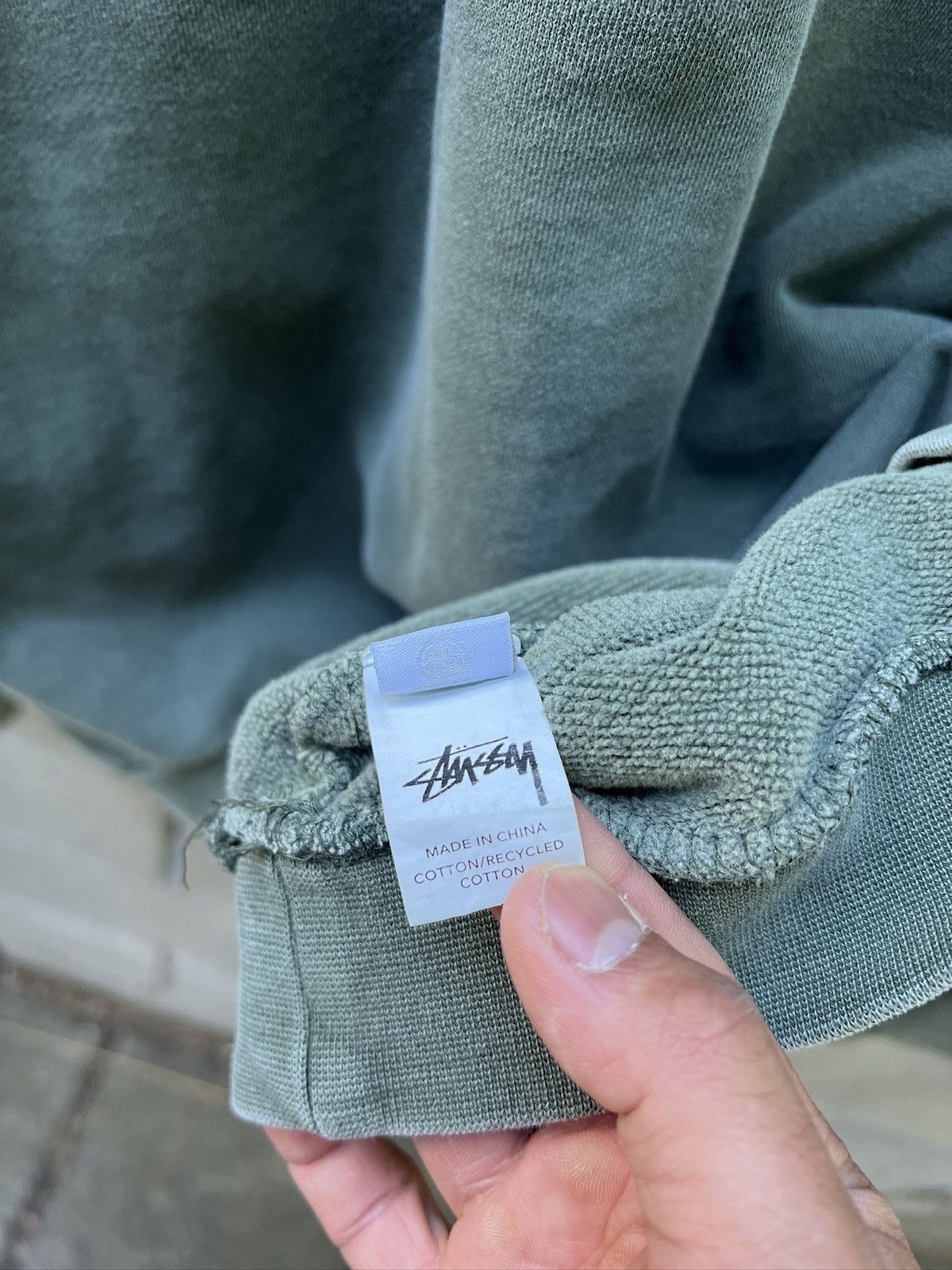 Stussy 00’s Boxy Stussy Australia Sweatshirt Size US L / EU 52-54 / 3 - 6 Thumbnail