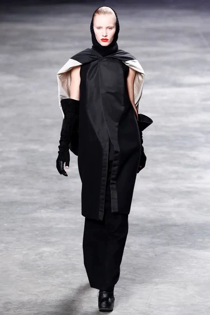 Rick Owens Rick Owens Runway Cape Vest 95 New Size XS / US 0-2 / IT 36-38 - 2 Thumbnail