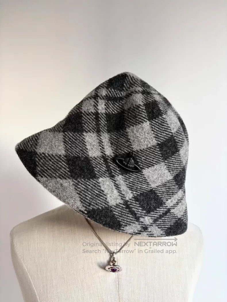 Vivienne Westwood Vivienne Westwood Vintage Gray Plaid Saturn Fisherman's Ca Size ONE SIZE - 1 Thumbnail