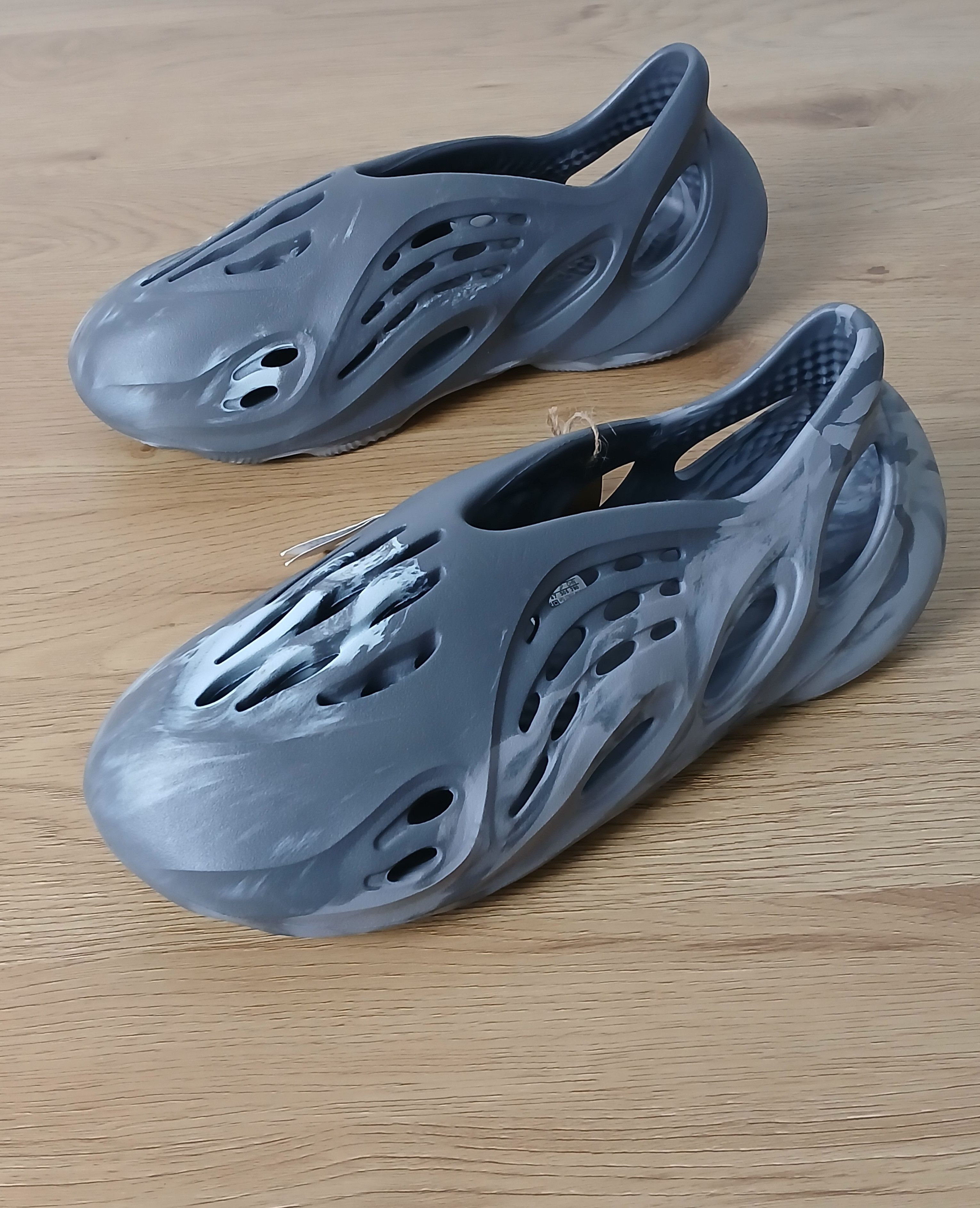 New Adidas Yeezy Foam Runner