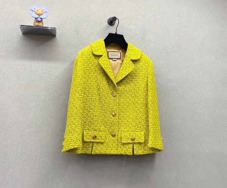 Gucci Gucci Yellow coat 2502-Nextarrow Size US S / EU 44-46 / 1 - 3 Thumbnail