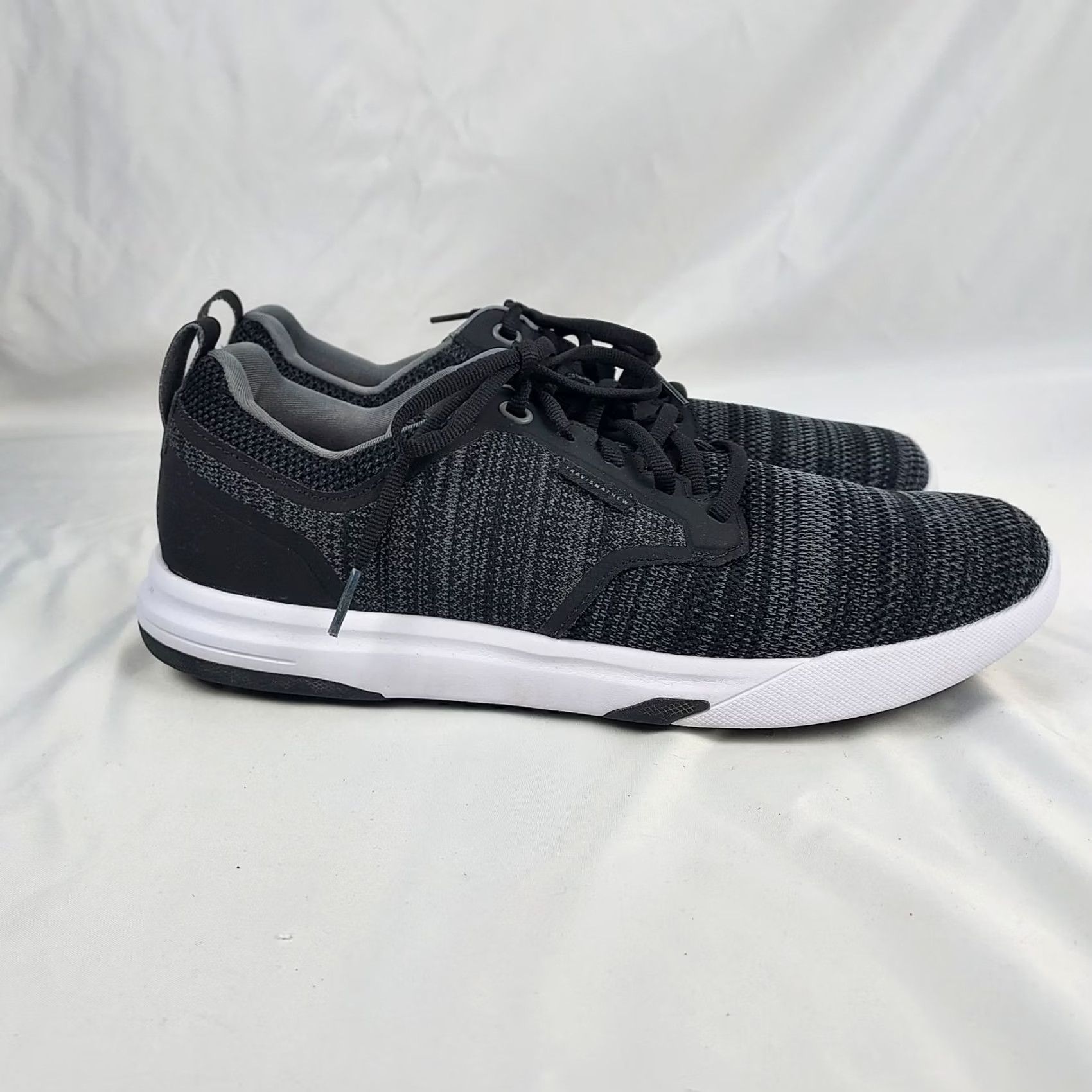 TravisMathew TravisMathew Mens 10 Knit Sneakers Black Grey Lace Up Casual Walking Sneaker Mens Shoes Shoes? Size US 10 / EU 43 - 4 Thumbnail