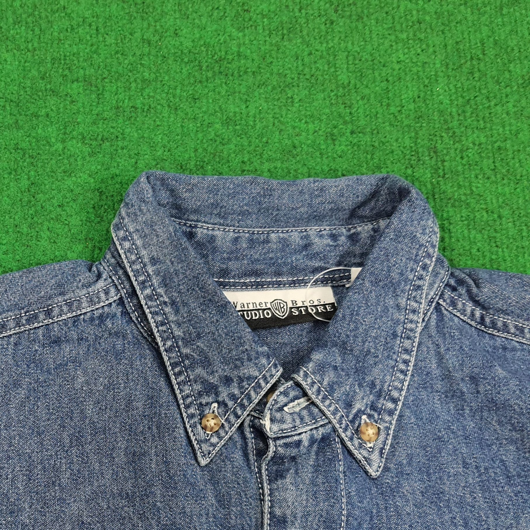 Vintage × Warner Bros Vintage Warner Bros. LOONEY TUNES Embroidery Shirt Size US M / EU 48-50 / 2 - 5 Thumbnail