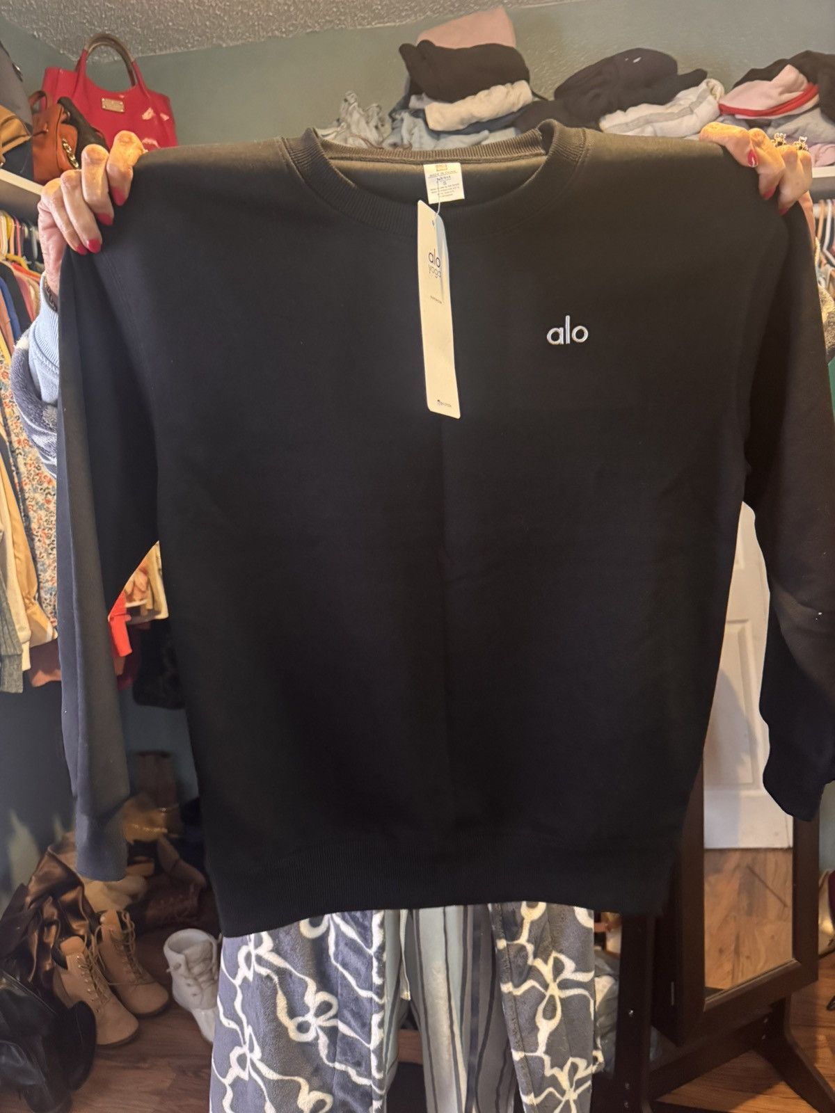 Alo Yoga Alo Yoga Black Sweatshirt Size M / US 6-8 / IT 42-44 - 1 Preview