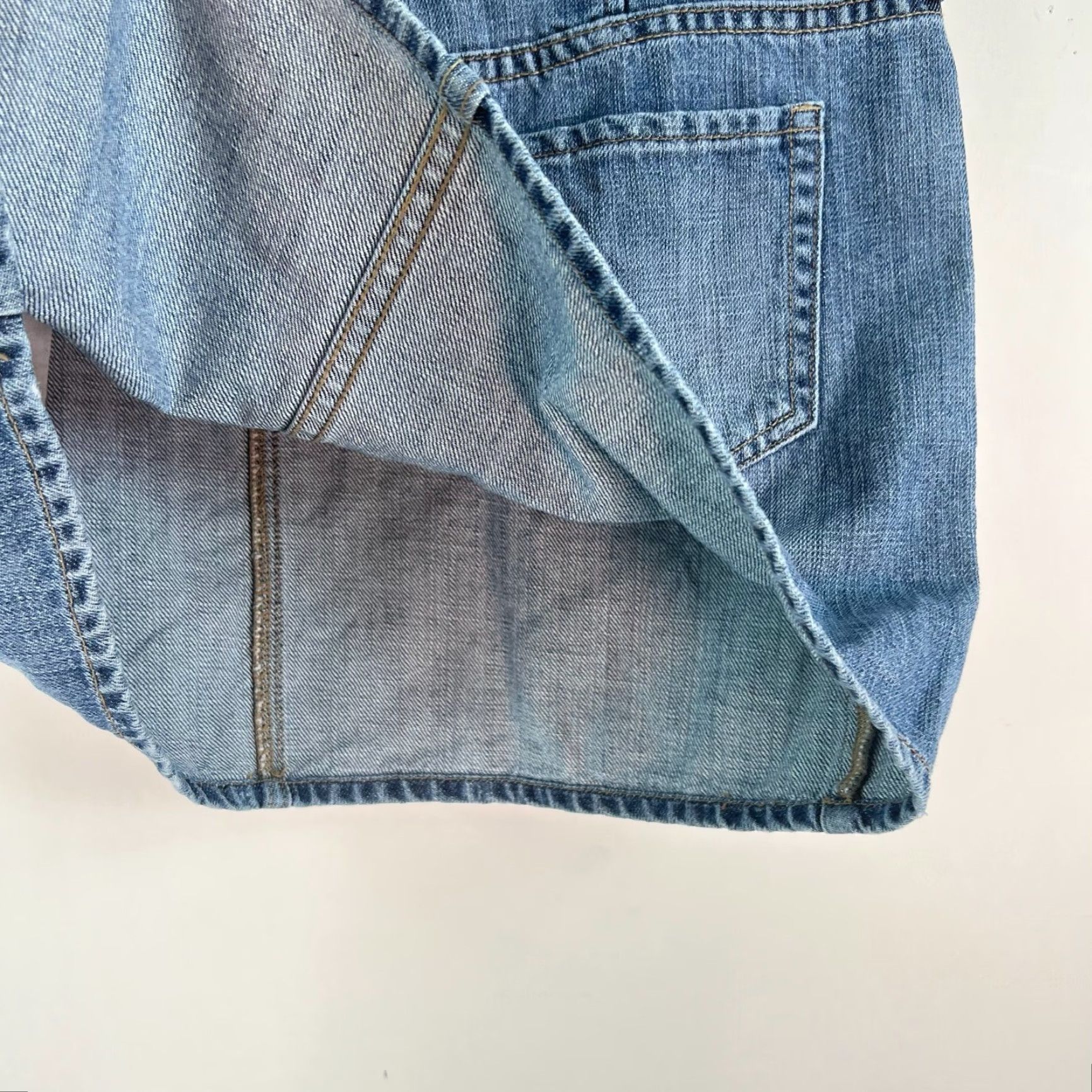 Old Navy Old Navy Womens Denim Skirt Flat Front Short 8 Blue Cotton Casual 100% Cotton Womens Size 8 Blue Vintage No Size 30" / US 8 / IT 44 - 6 Thumbnail