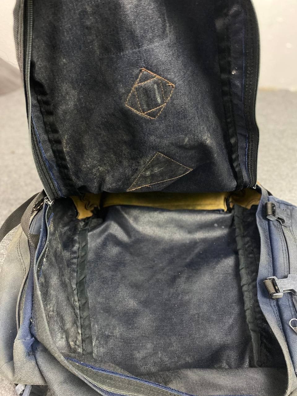 Jansport × Vintage vintage jansport bagpack partially leather made in usa Size ONE SIZE - 9 Thumbnail