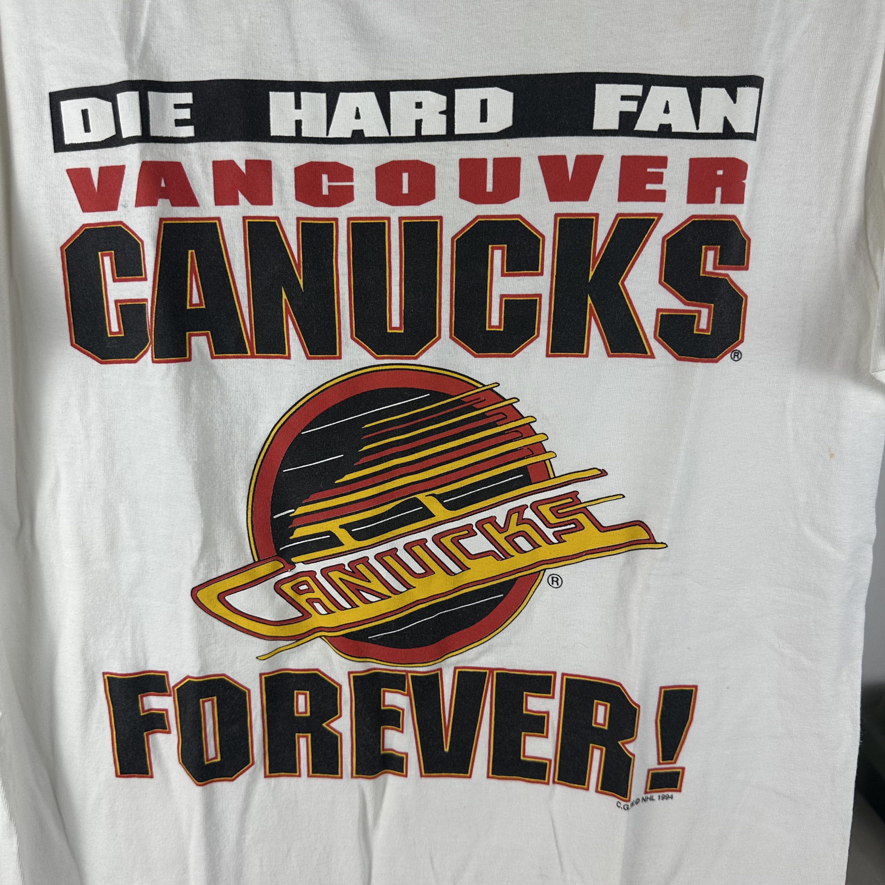 Vintage 1994 Vancouver Canucks NHL Die Hard Fan Forever! T-Shirt Size US M / EU 48-50 / 2 - 2 Thumbnail