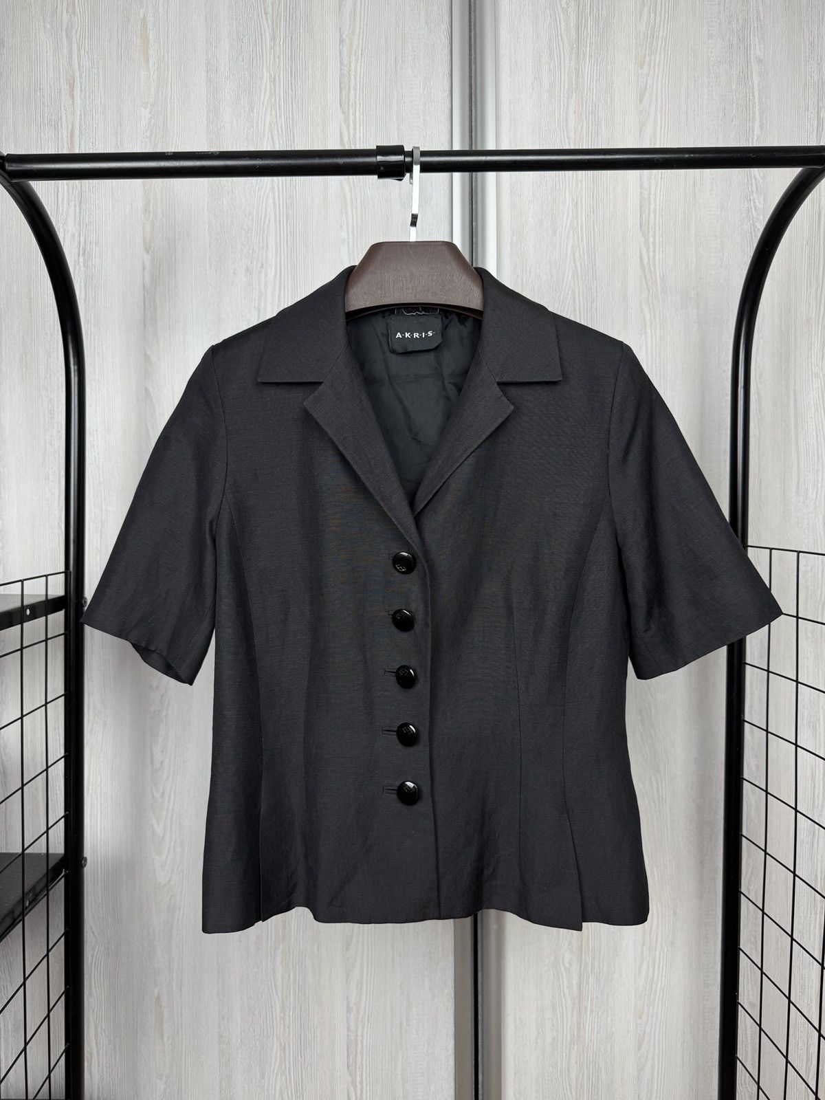 Akris Akris Black V-Neck Short Sleeve Silk Linen Button blazer Size M / US 6-8 / IT 42-44 - 1 Thumbnail