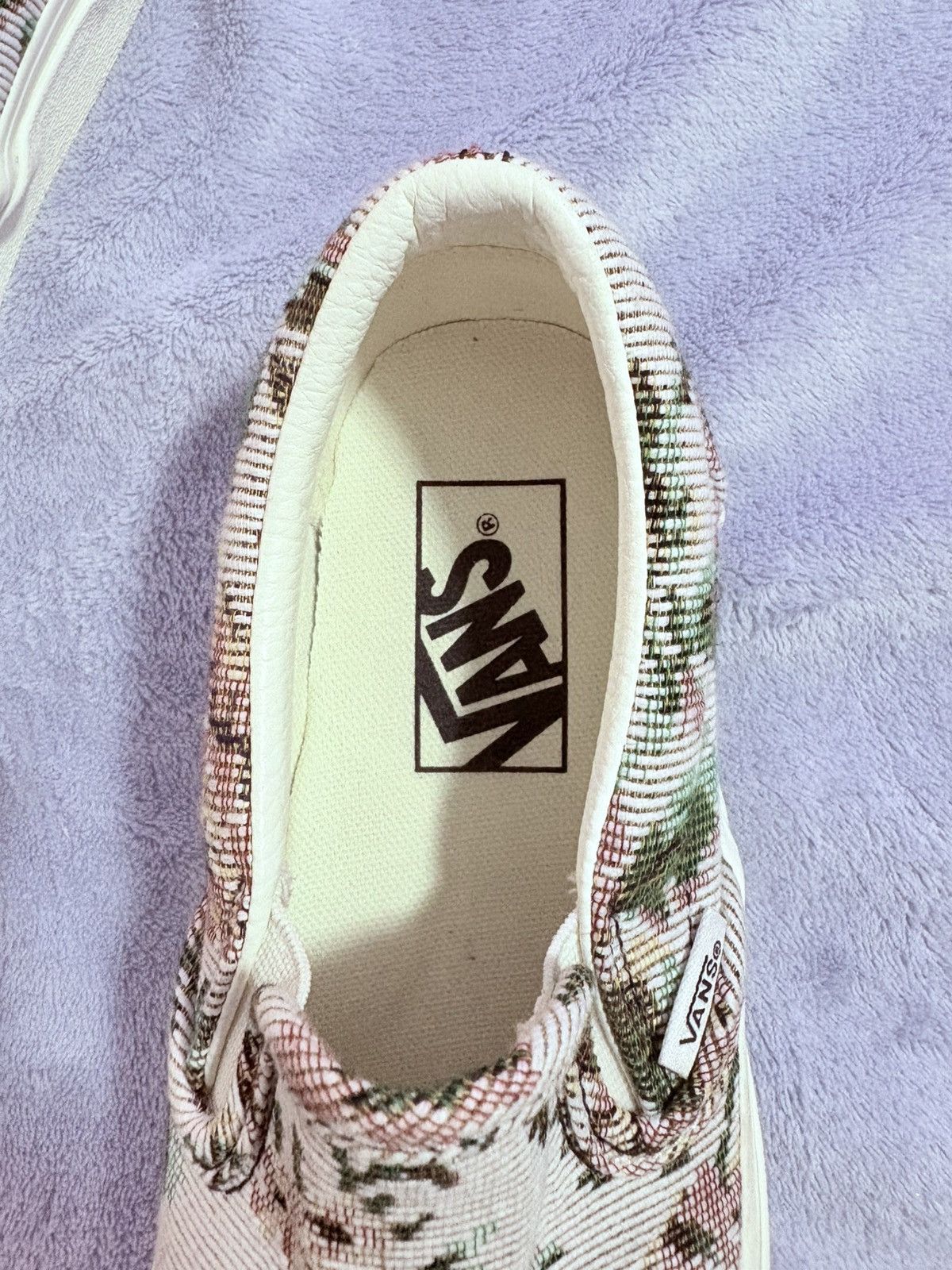 Vans Vans Classic Slip On Tapestry Floral 4.5 Men US Women Size 6 Size US 6 / IT 36 - 5 Thumbnail