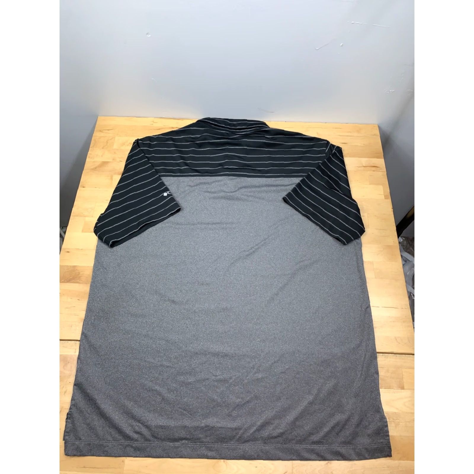 Vintage Columbia Polo Shirt XL Short Sleeve Black Gray Stretch Performance Golf Men's Modern Athletic Regular Size XL Polo Shirt Size US XL / EU 56 / 4 - 2 Thumbnail
