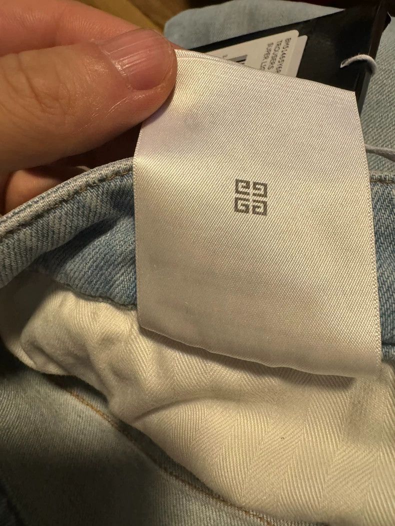 Givenchy Givenchy Brand new light blue wide-leg pants, size 30 Size US 30 / EU 46 - 4 Thumbnail