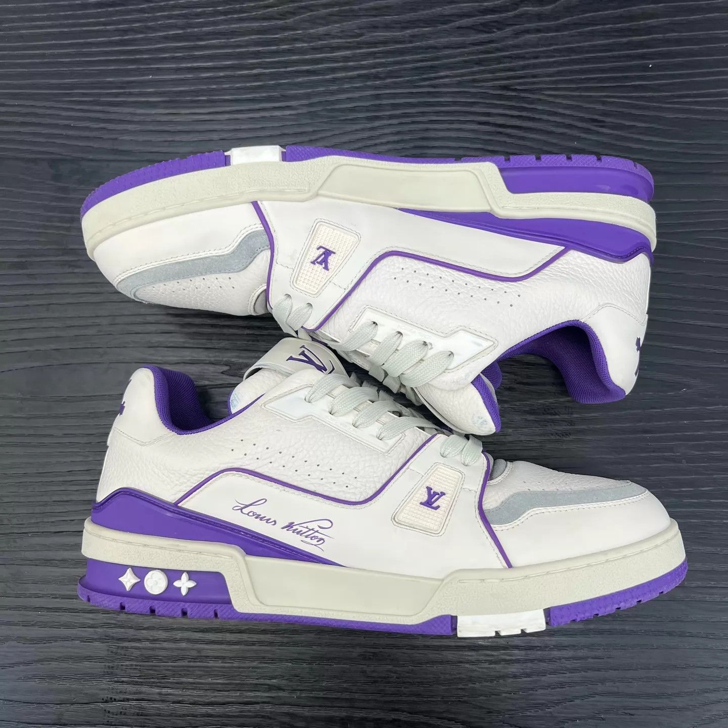 Louis Vuitton LV Trainers White Purple US 7 Mint Size US 8 / EU 41 - 6 Thumbnail