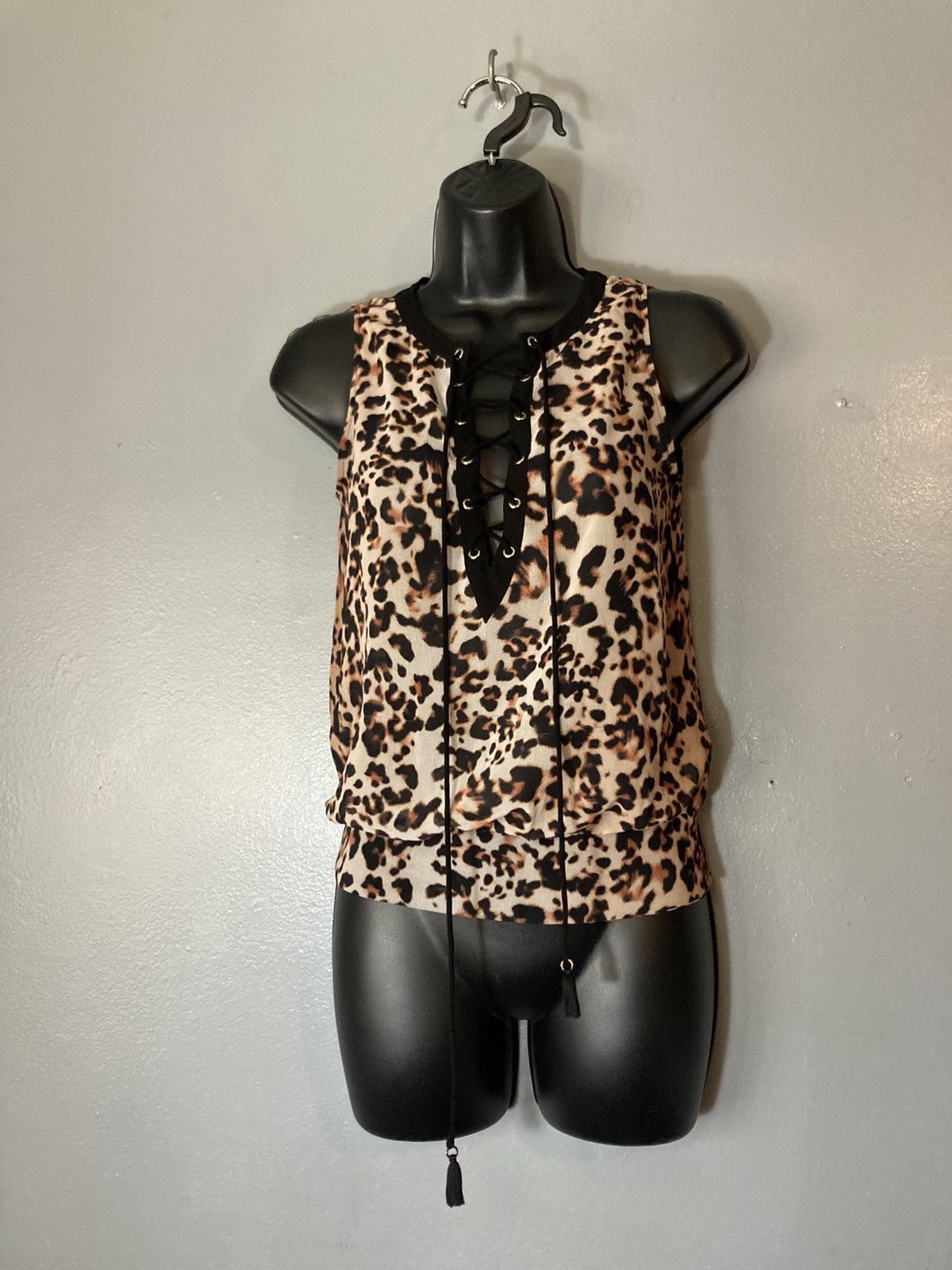 Bebe BEBE animal print sheer lace up blouse Size XXS / US 00 / IT 34 - 1 Thumbnail