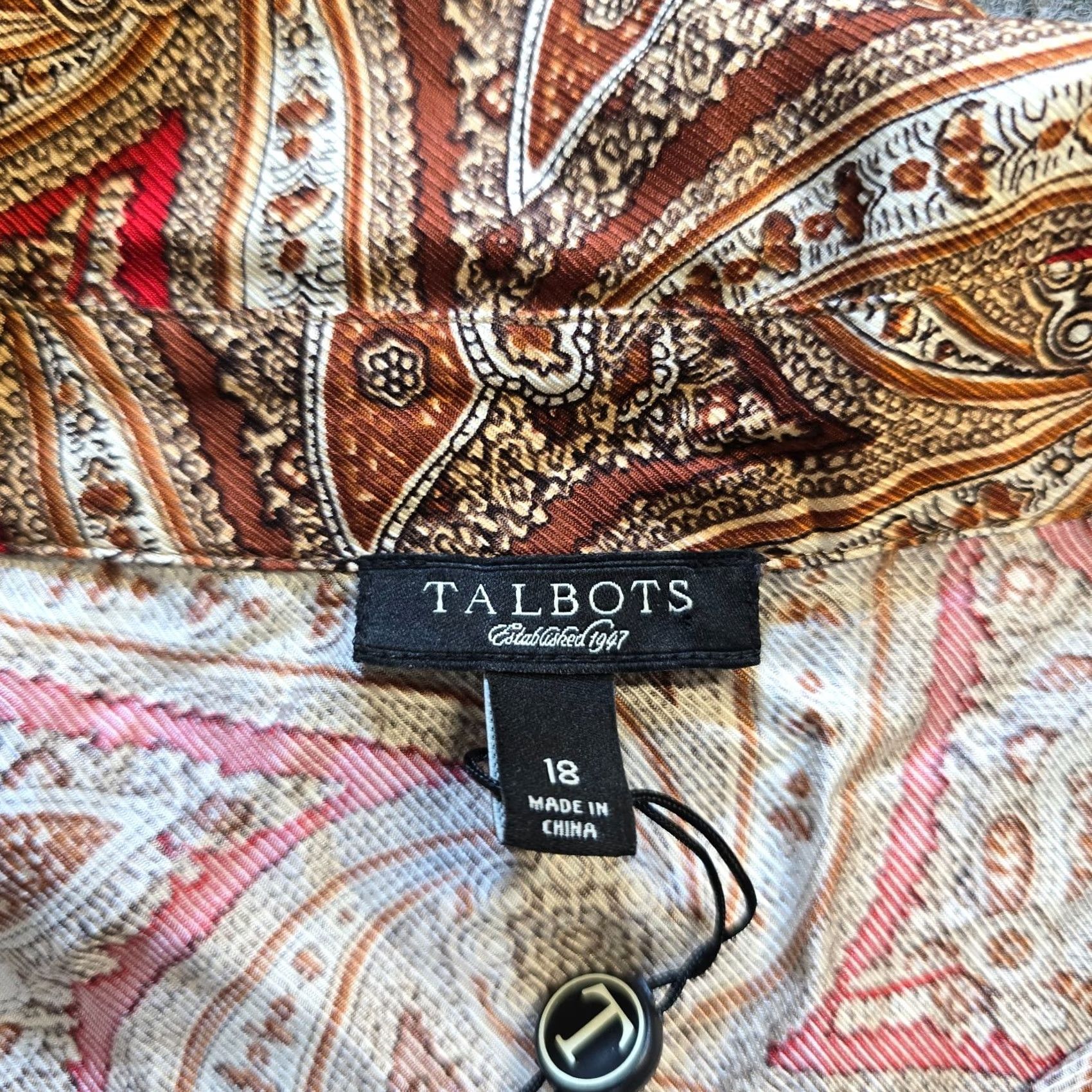Talbots Talbots Top Womens Size 18 Brown Red Silk Button-Up Long Sleeve Career Classic Geometric Pattern Button-Front Shirt Womens Plus Size Regular Fit Size XXL / US 16-18 / IT 52-54 - 5 Thumbnail