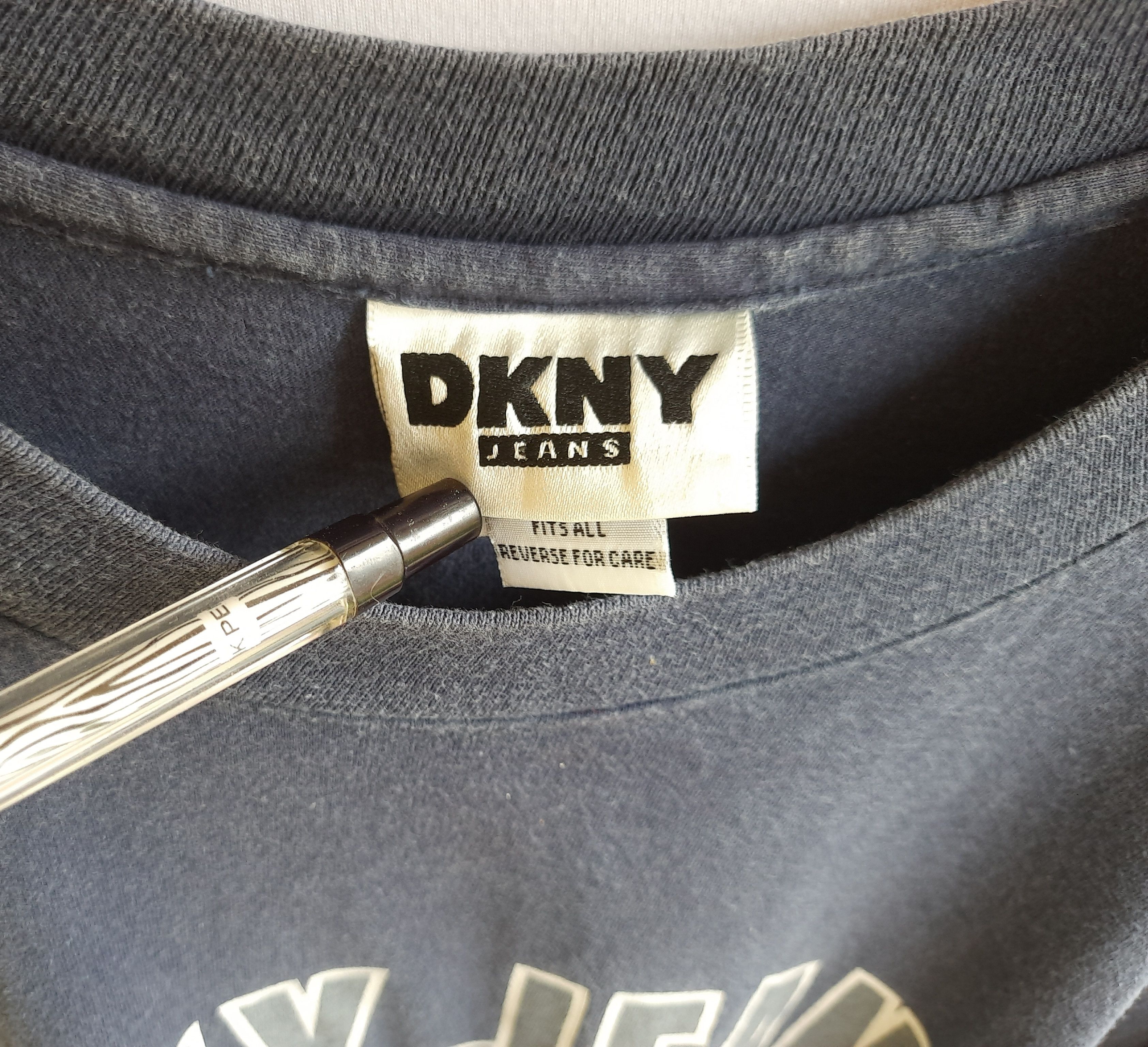 DKNY DKNY JEANS LOGO Vintage 90s T Shirt Size US XL / EU 56 / 4 - 7 Thumbnail