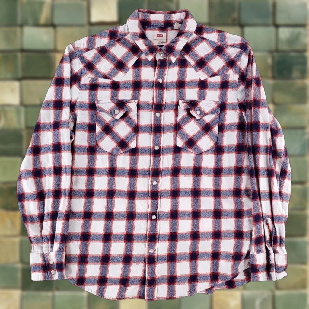 Levi's **Levi's Pearl Snap Flannel Button-Up Plaid Shirt Multicolor Mens L** User: Levi's Pearl Snap Flannel Button-Up Plaid Shirt Multicolor Mens L Size US L / EU 52-54 / 3 - 1 Thumbnail